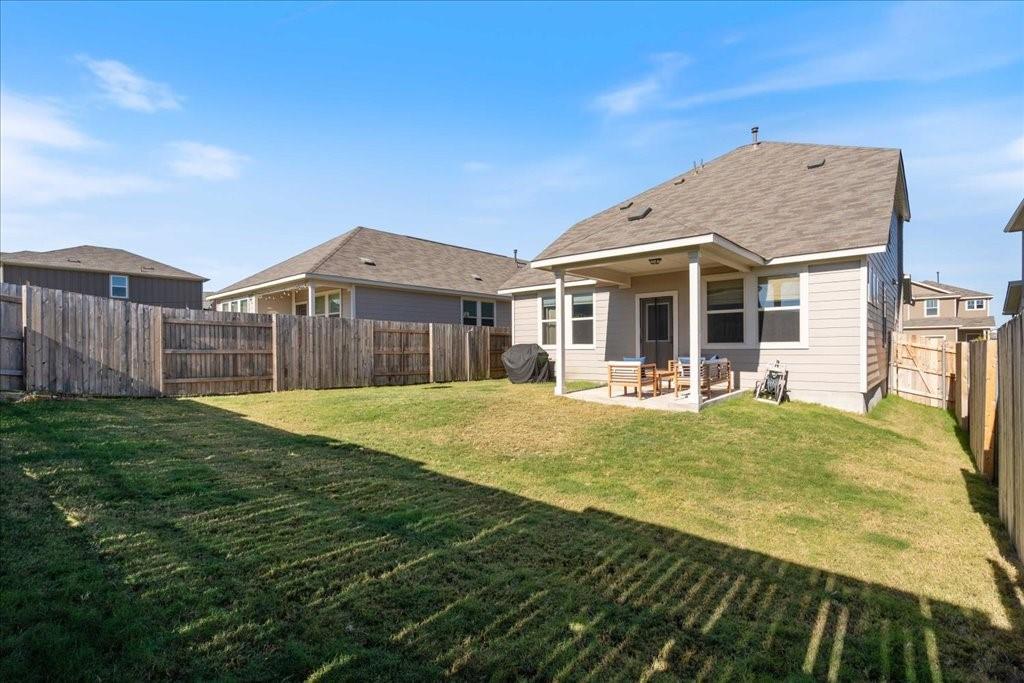 376 Papaya DR