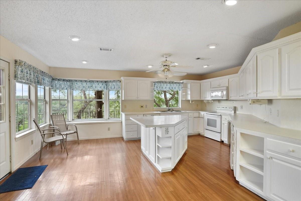 24900 Pedernales Canyon TRL