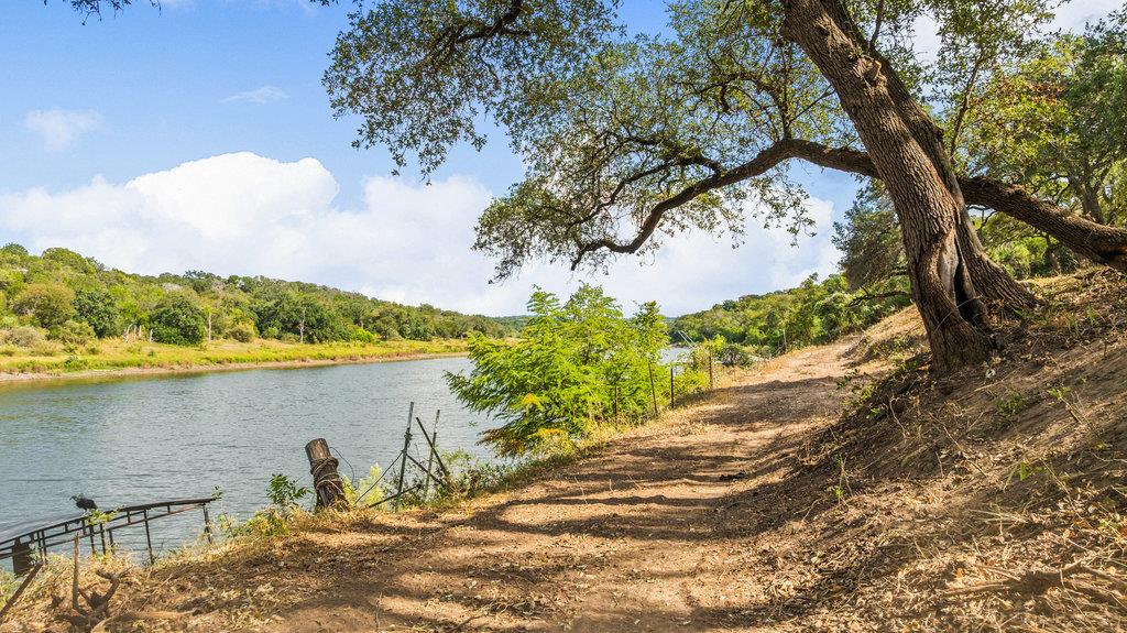 24900 Pedernales Canyon TRL