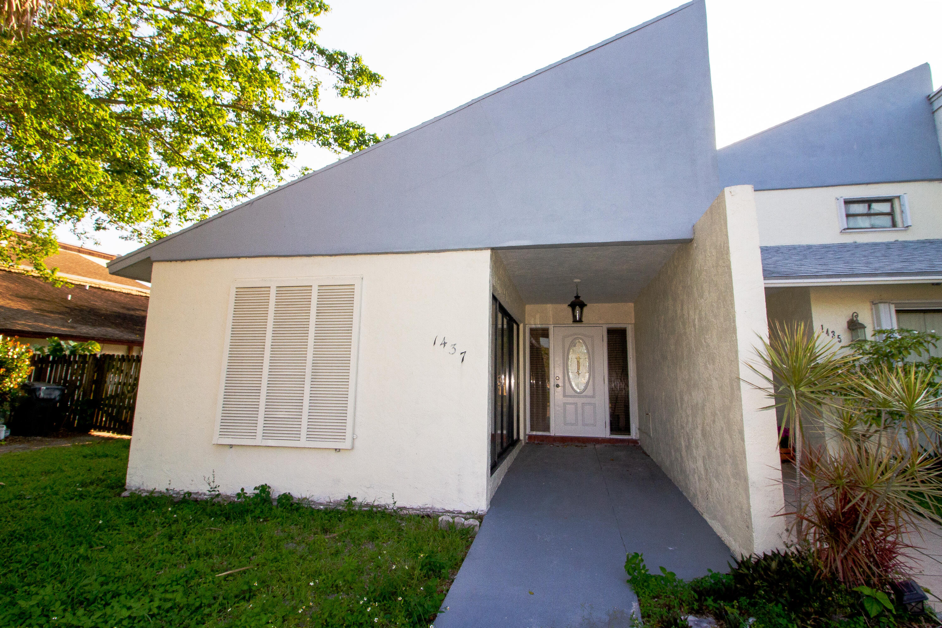1437 White Pine Drive
