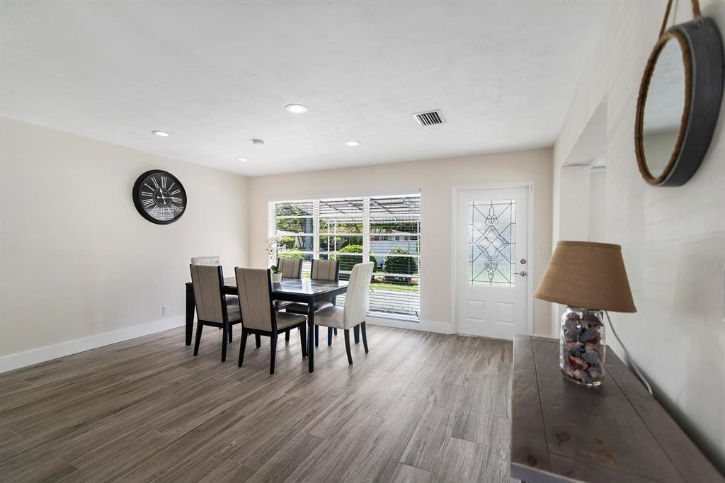 2501 NE 12th Street