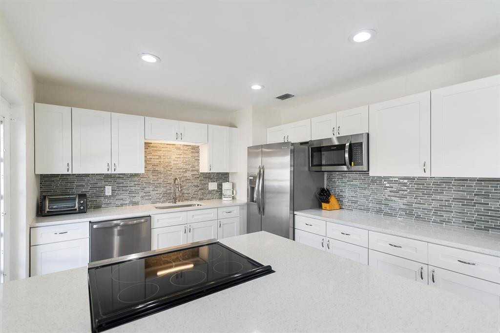 2501 NE 12th Street