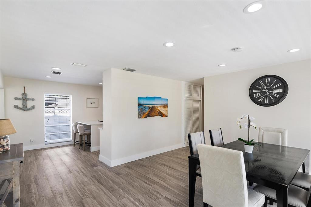 2501 NE 12th Street