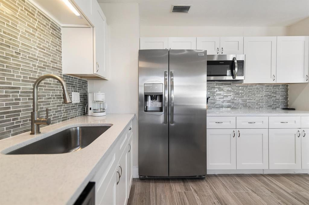 2501 NE 12th Street