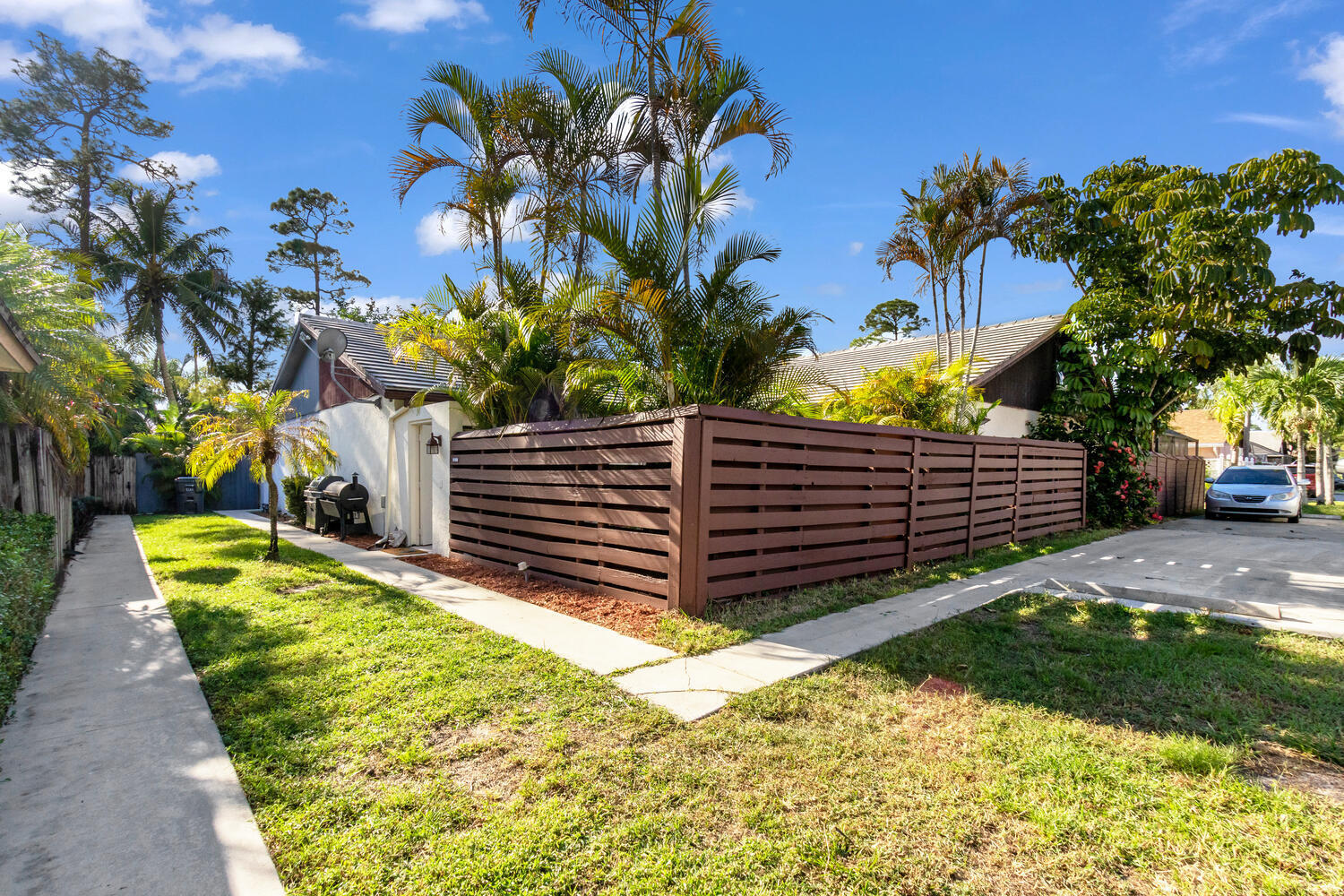 1277 Periwinkle Place Place