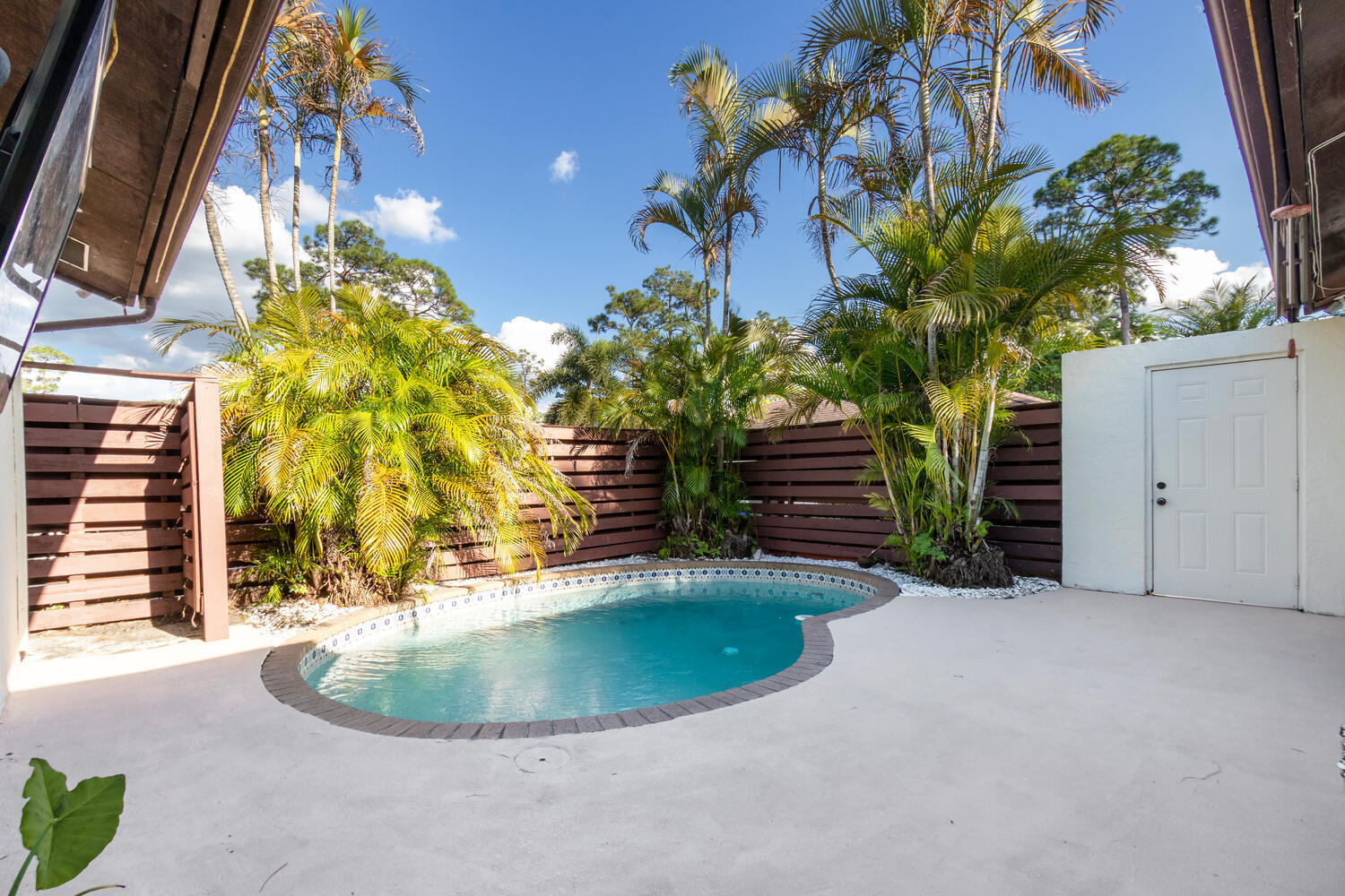 1277 Periwinkle Place Place