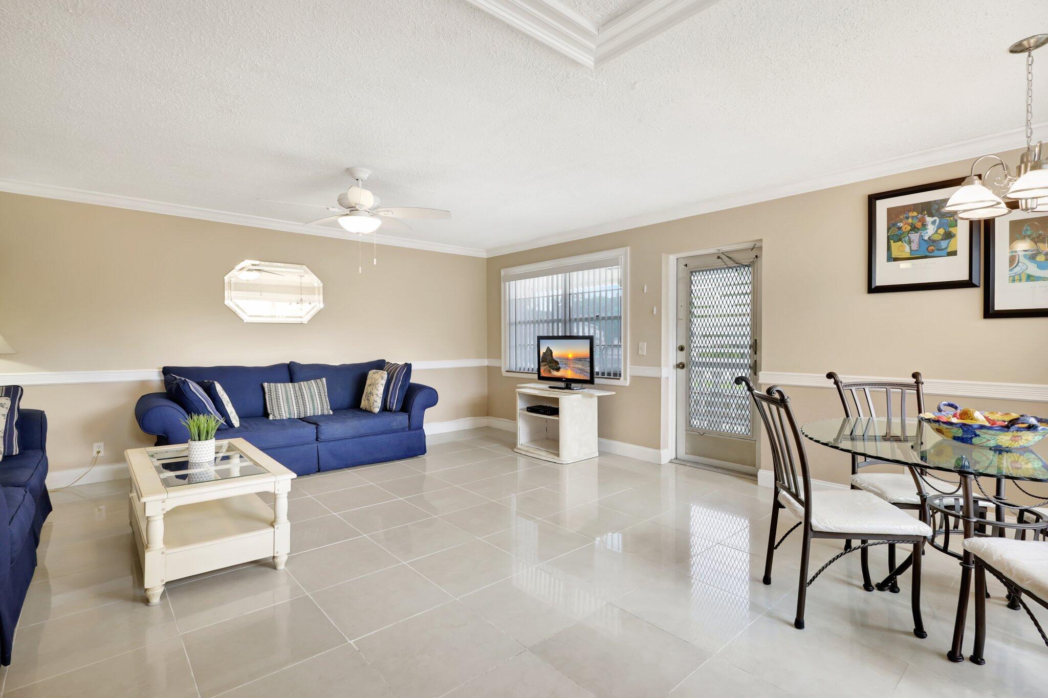 222 Kent M