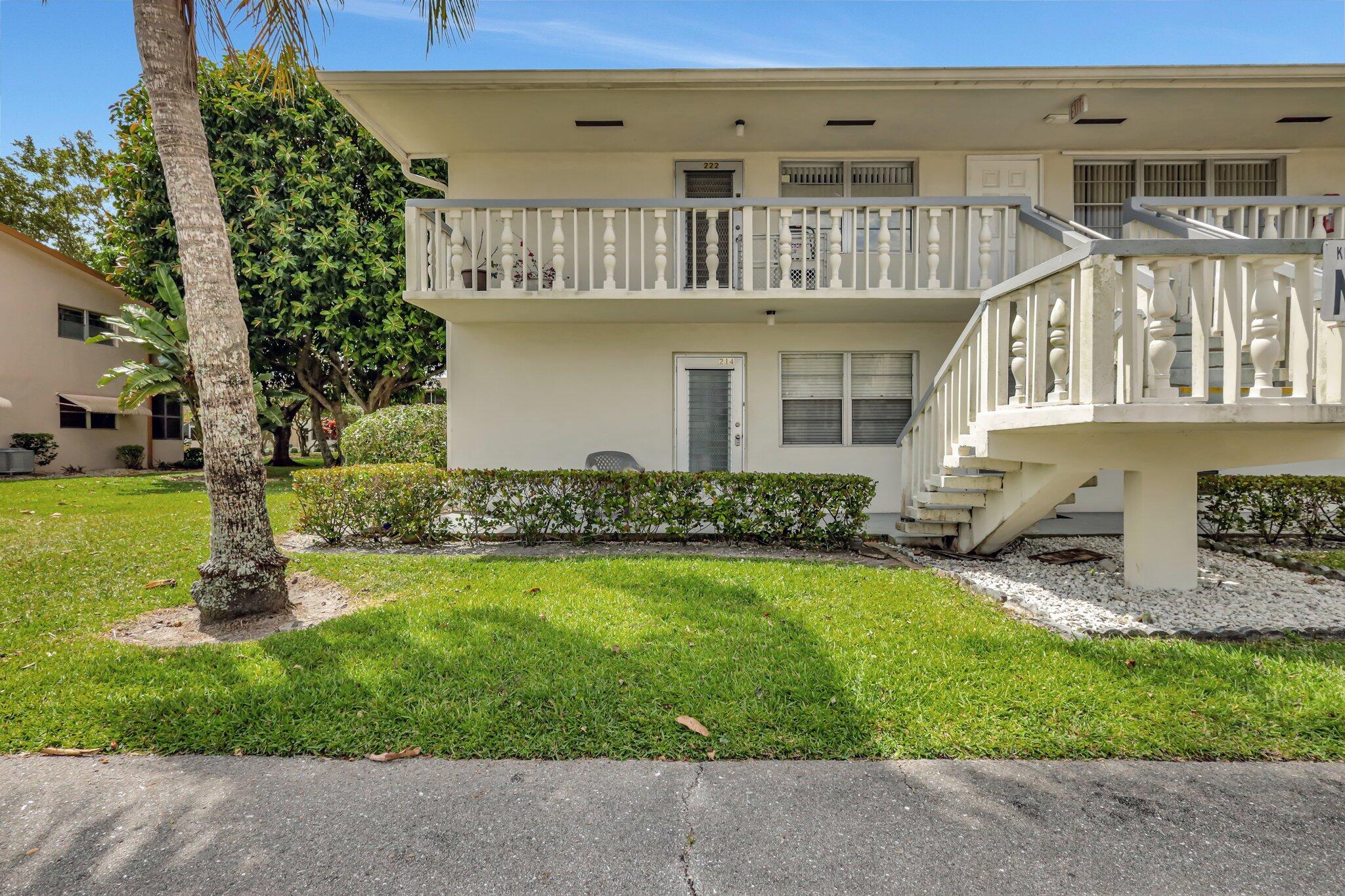 222 Kent M