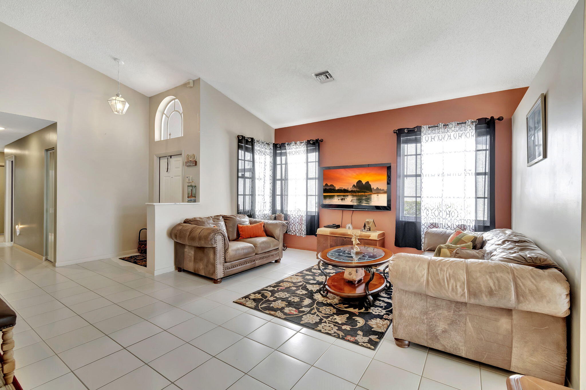 7865 Rockport Circle