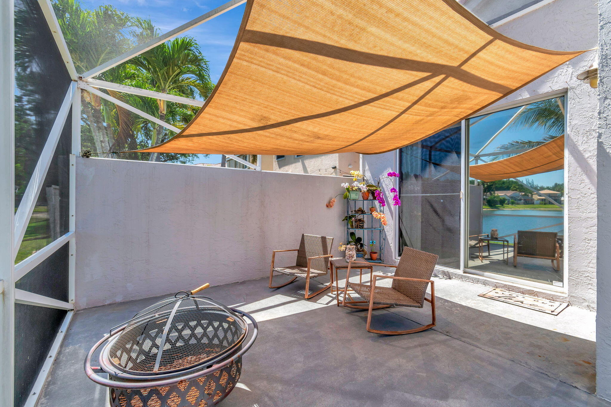 7865 Rockport Circle