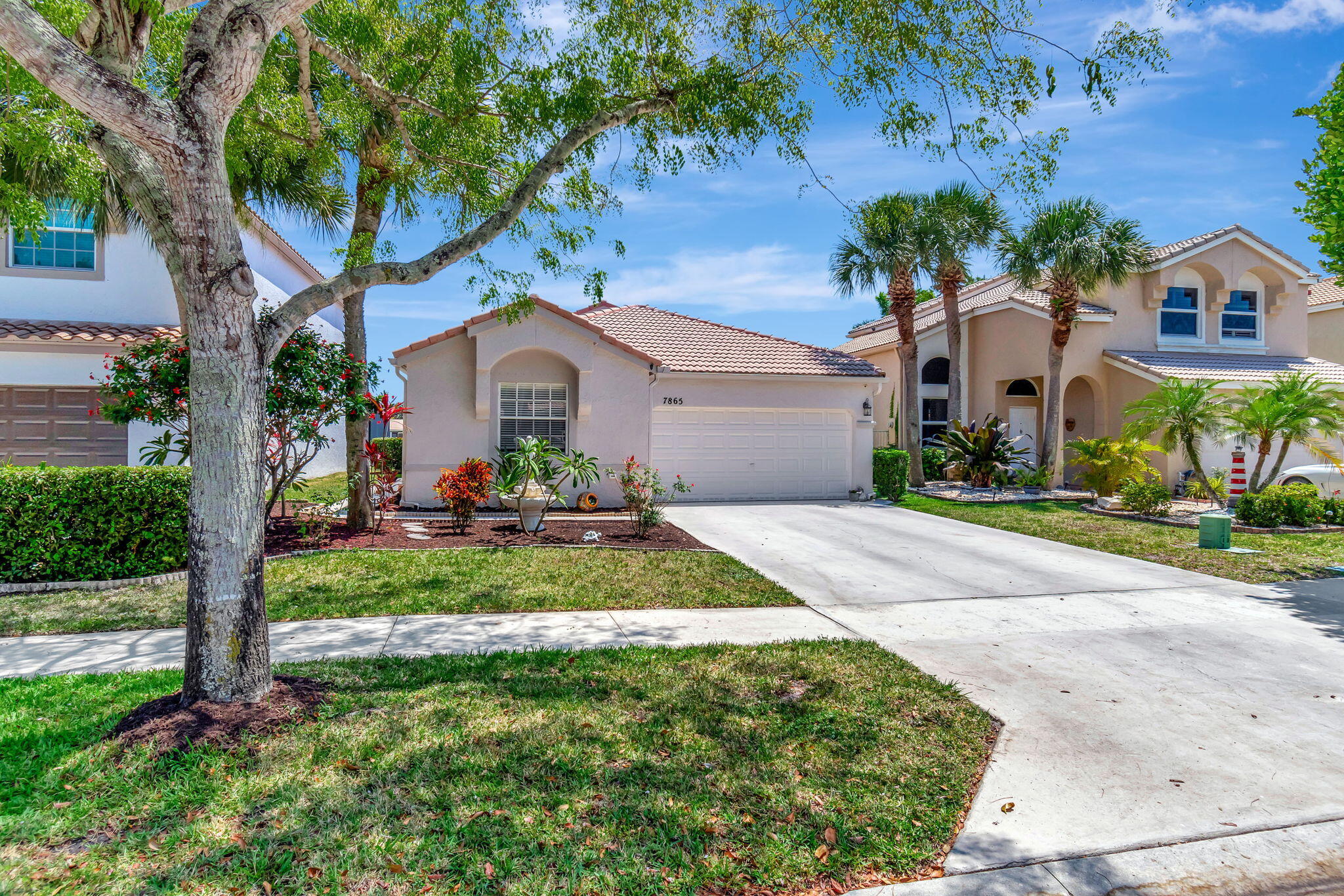 7865 Rockport Circle