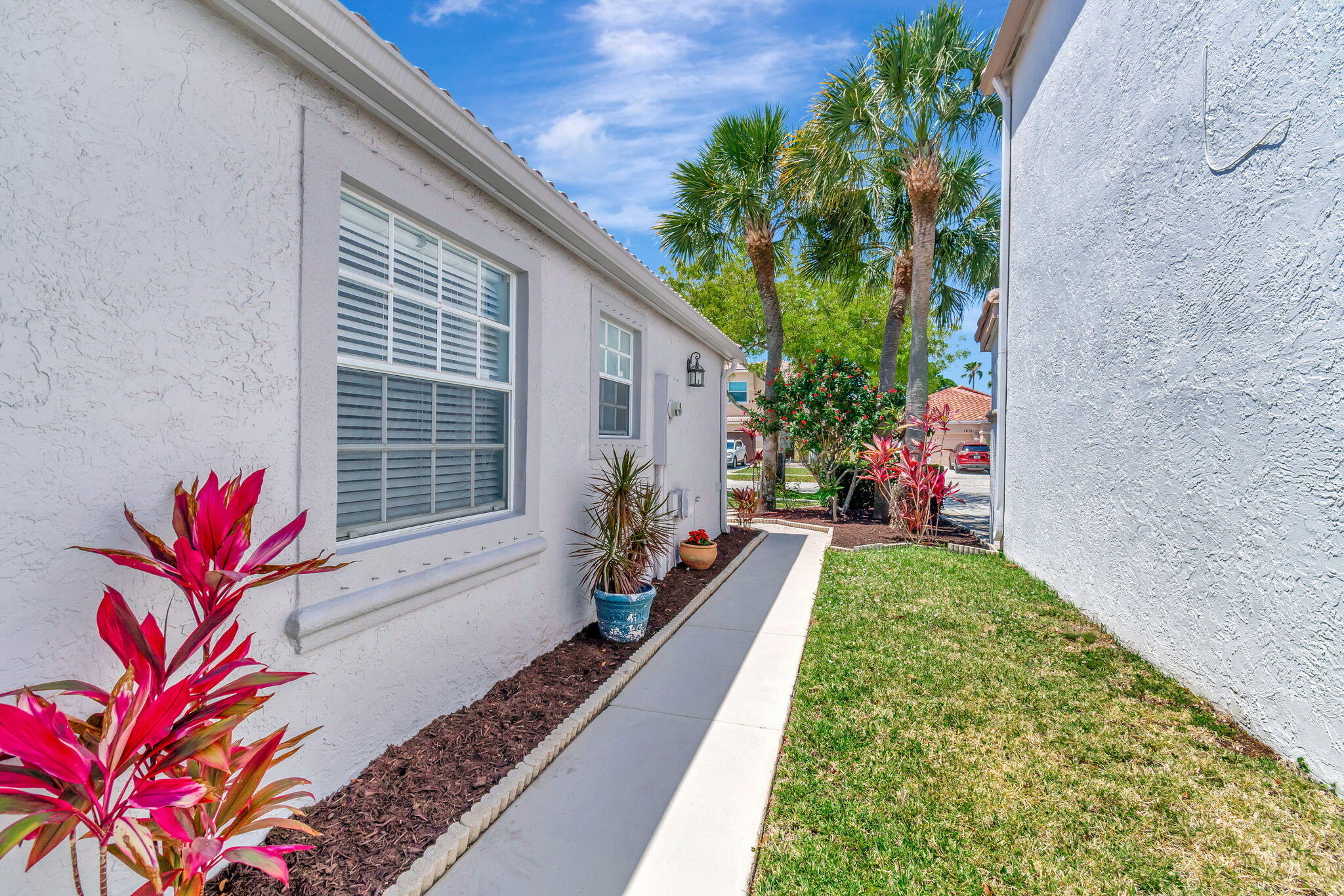 7865 Rockport Circle
