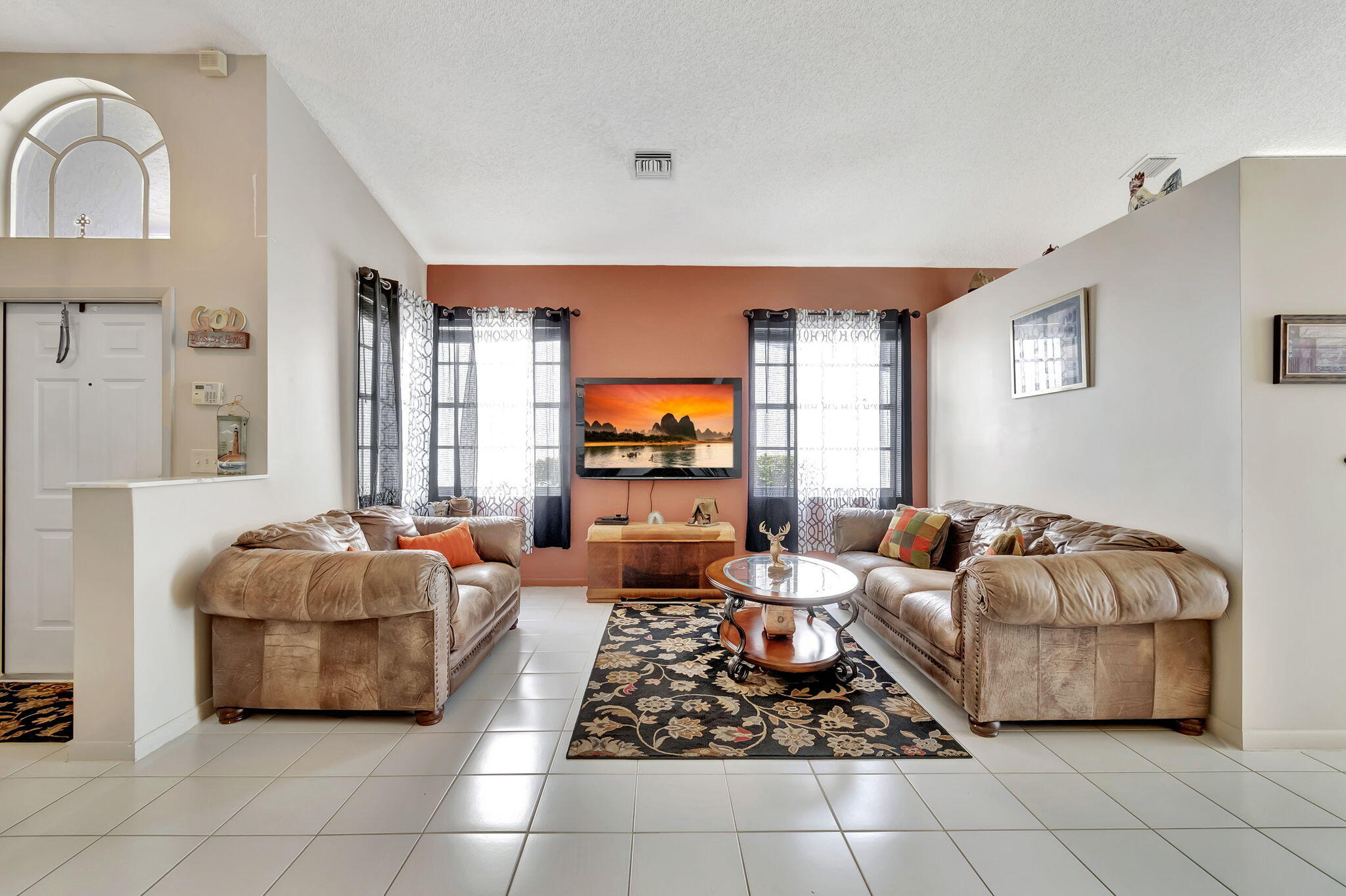 7865 Rockport Circle