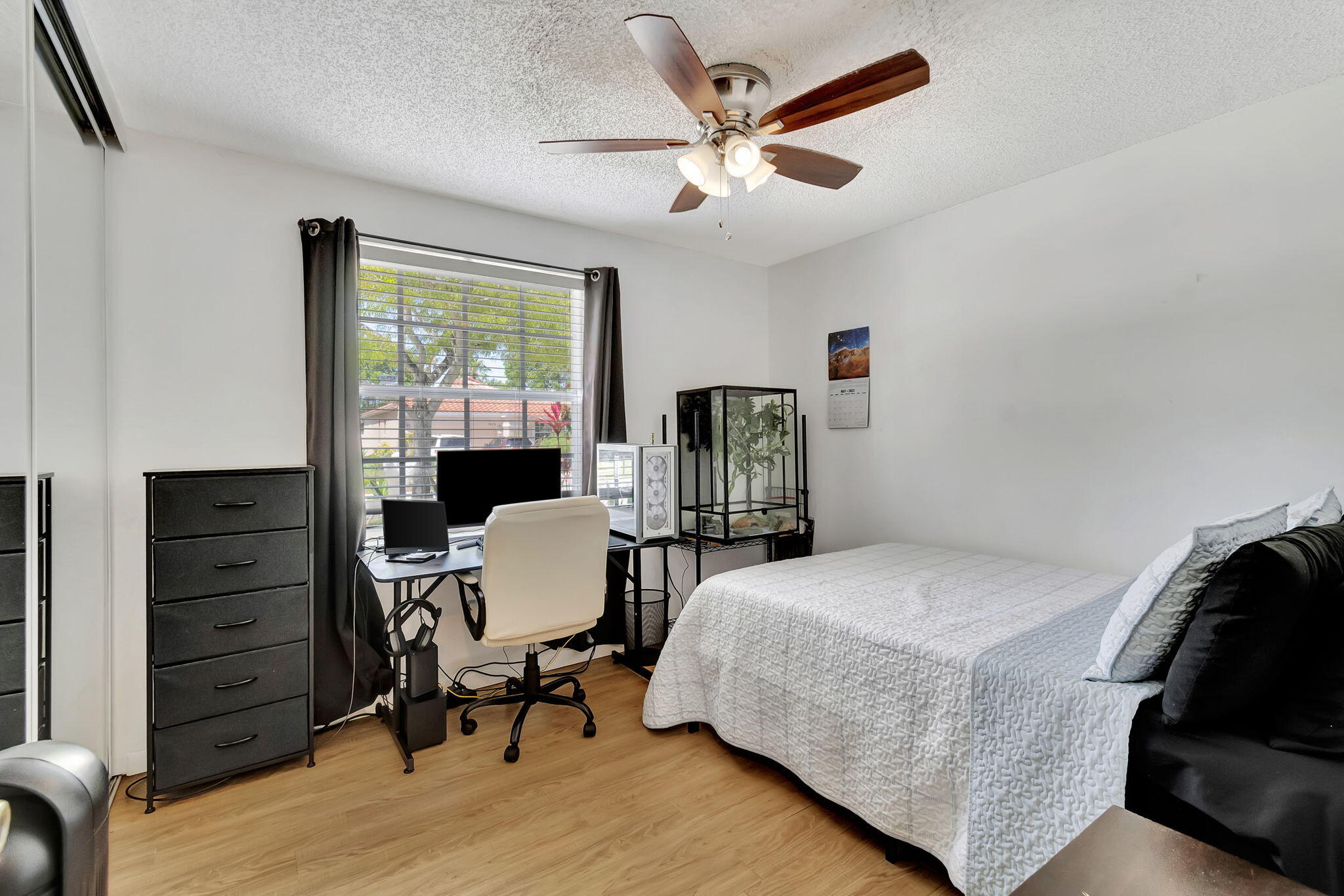 7865 Rockport Circle