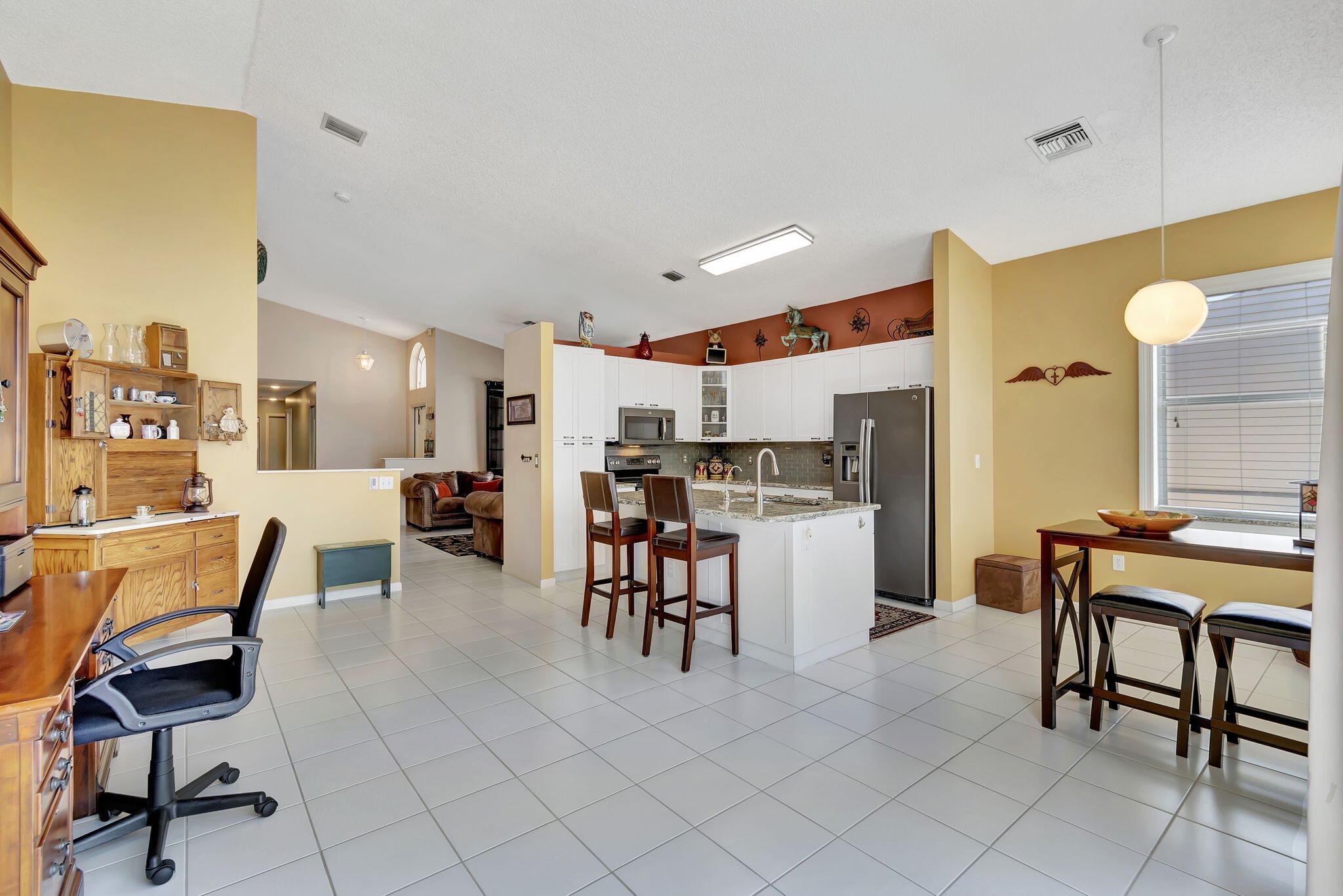 7865 Rockport Circle