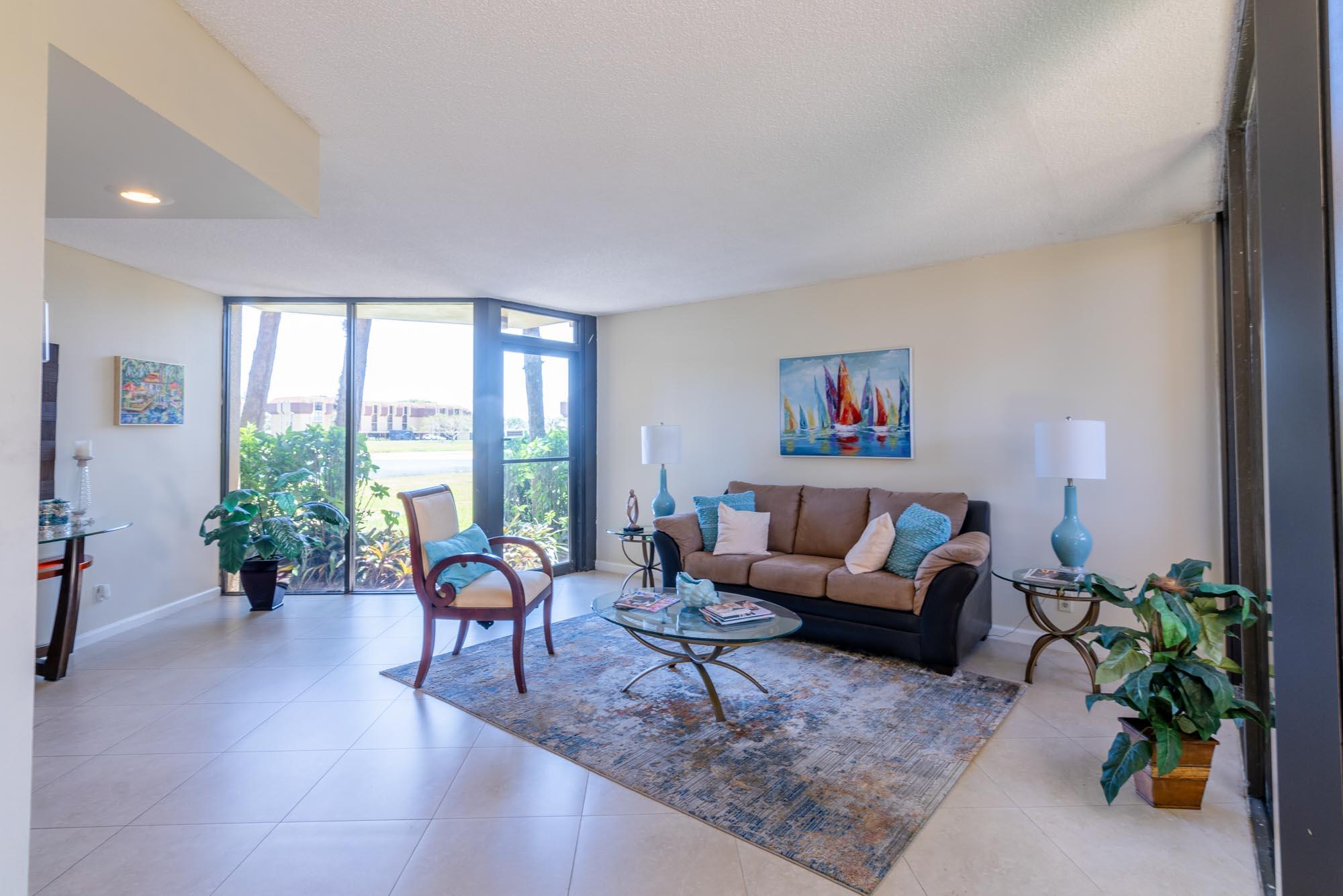 5344 Woodland Lakes Drive 321
