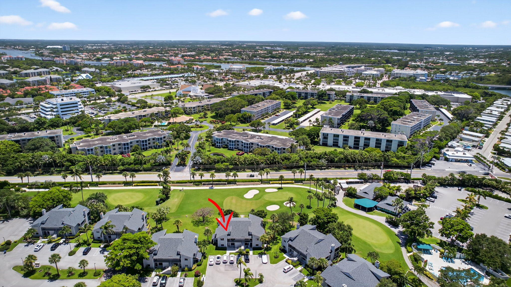 704 Clubhouse Circle