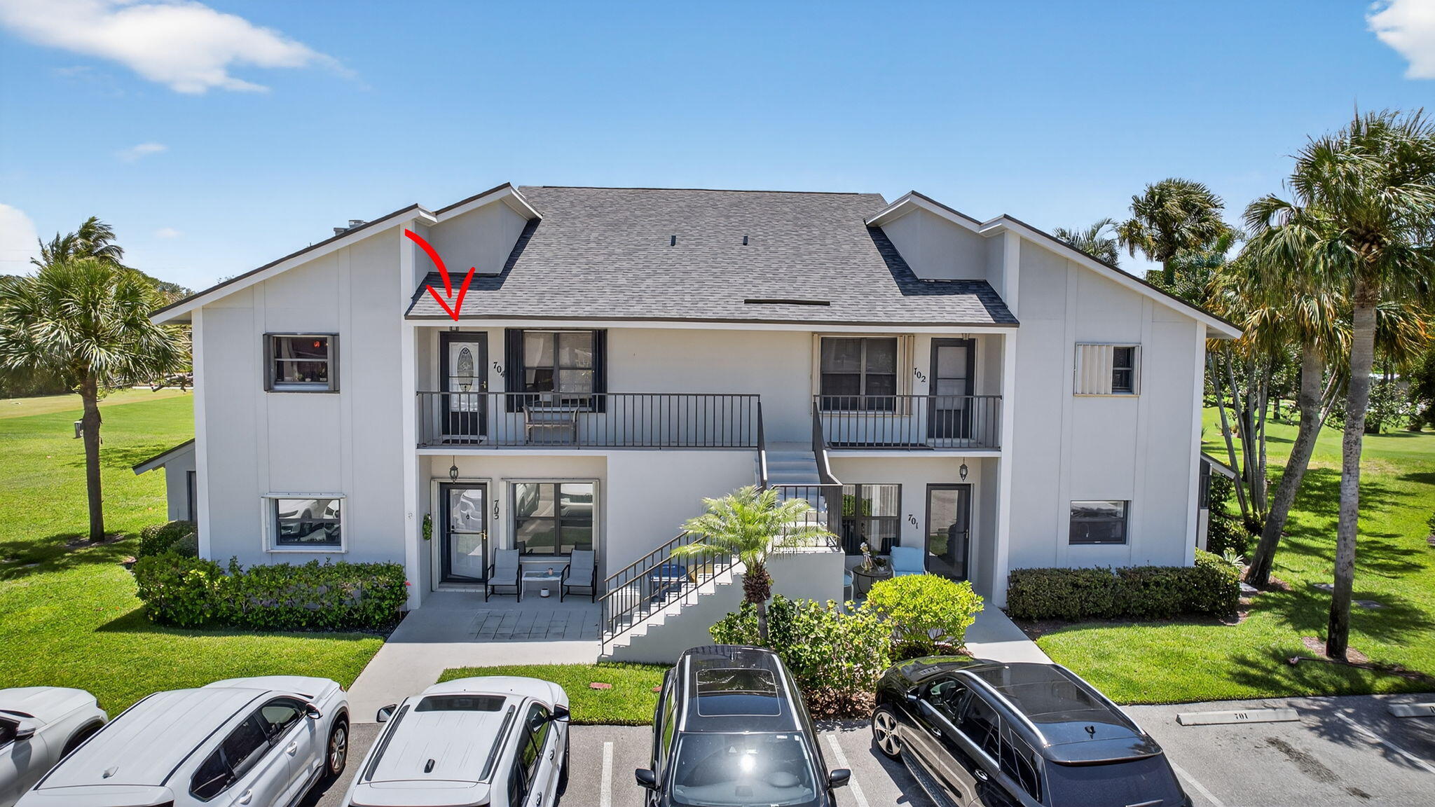 704 Clubhouse Circle