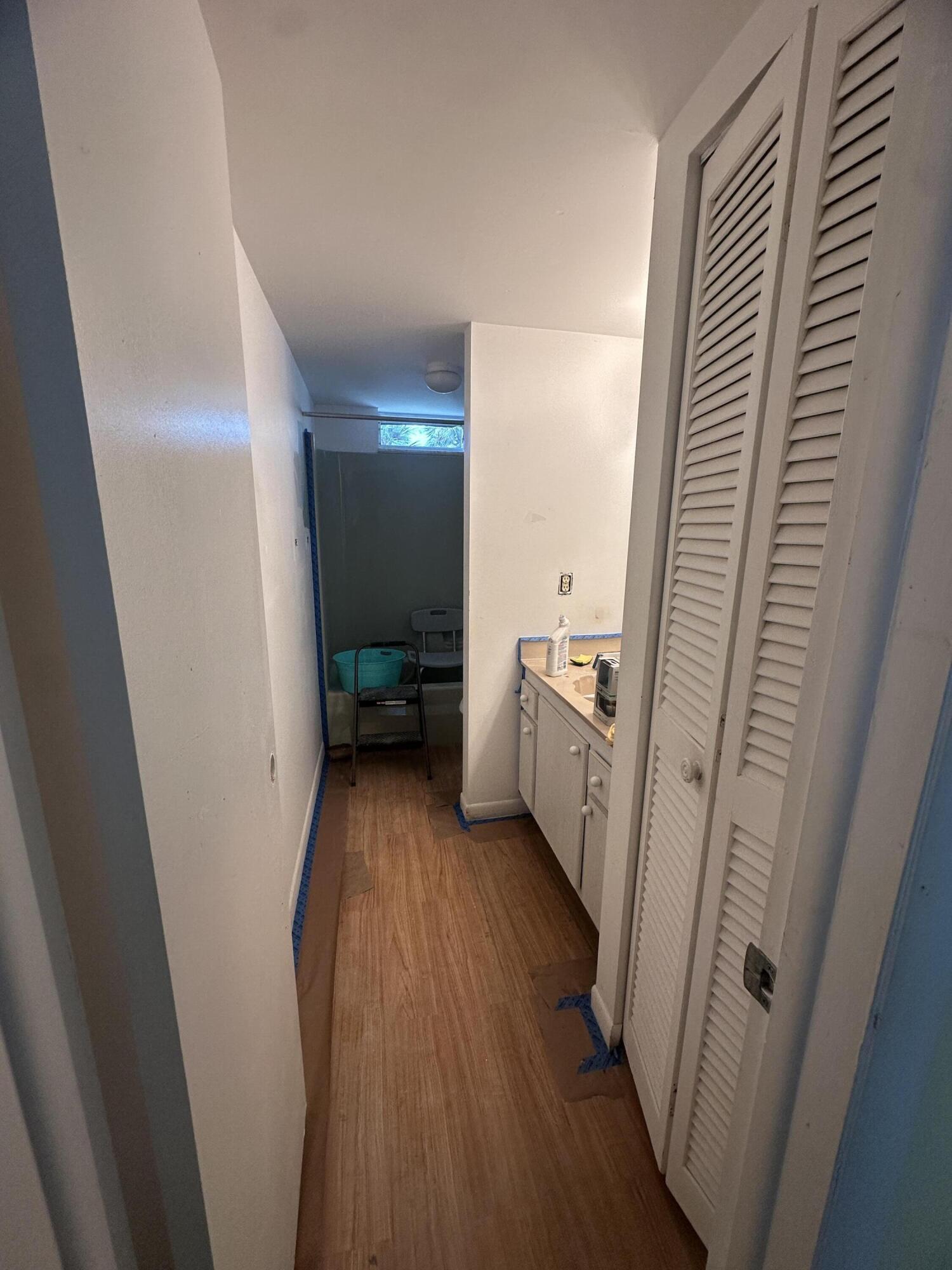 2515 NE 1st Court, 218
