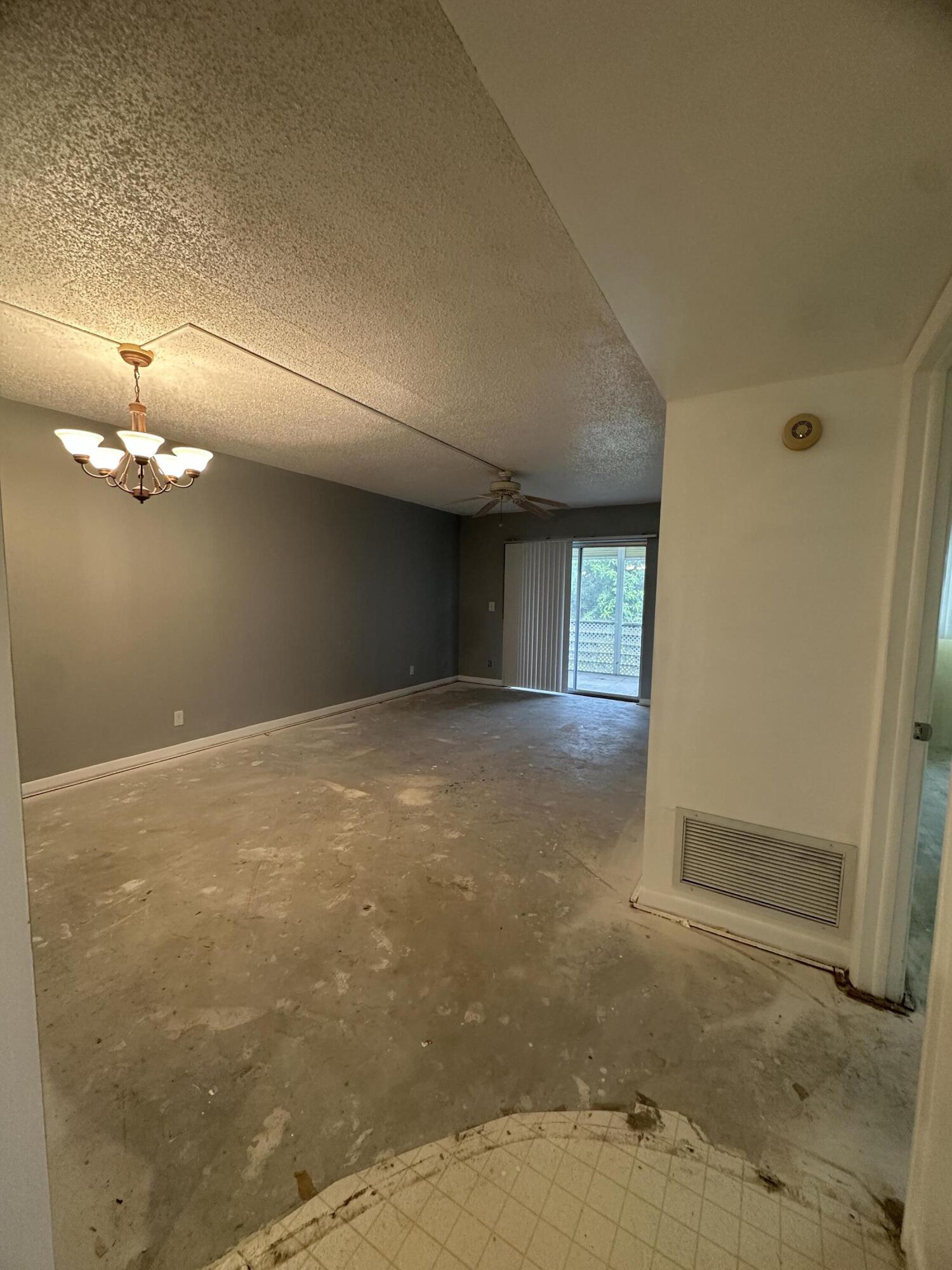 2515 NE 1st Court, 218