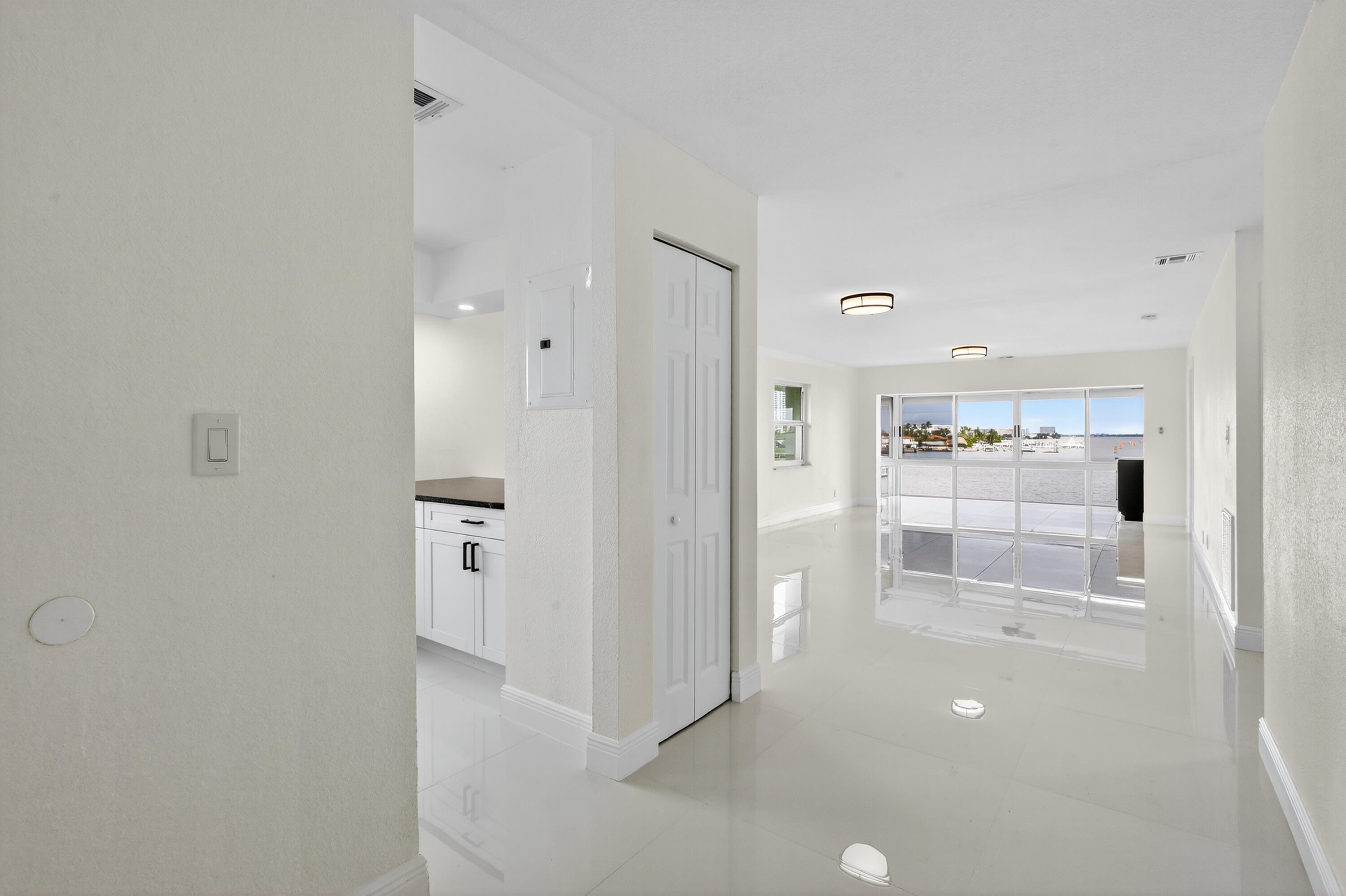 400 Wilma Circle 301
