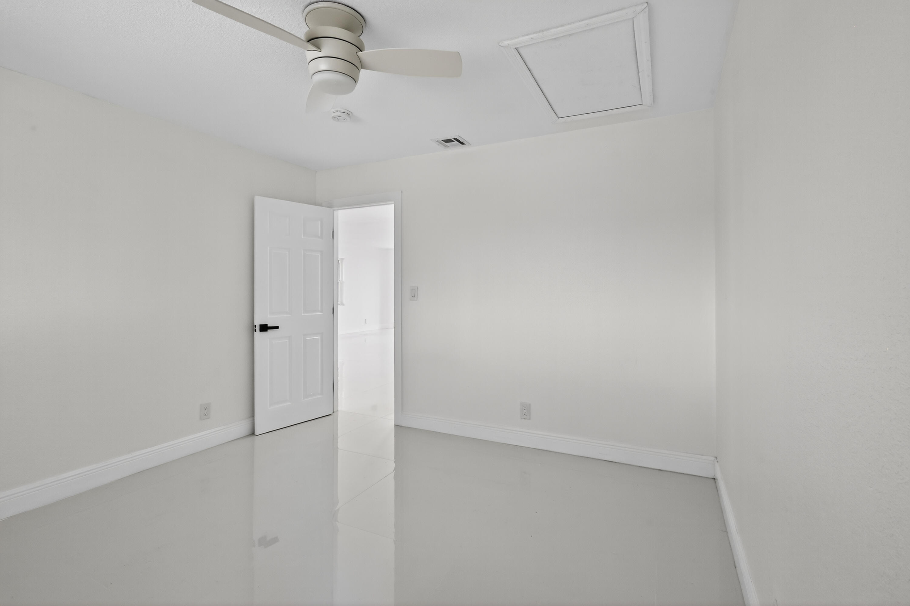 400 Wilma Circle 301