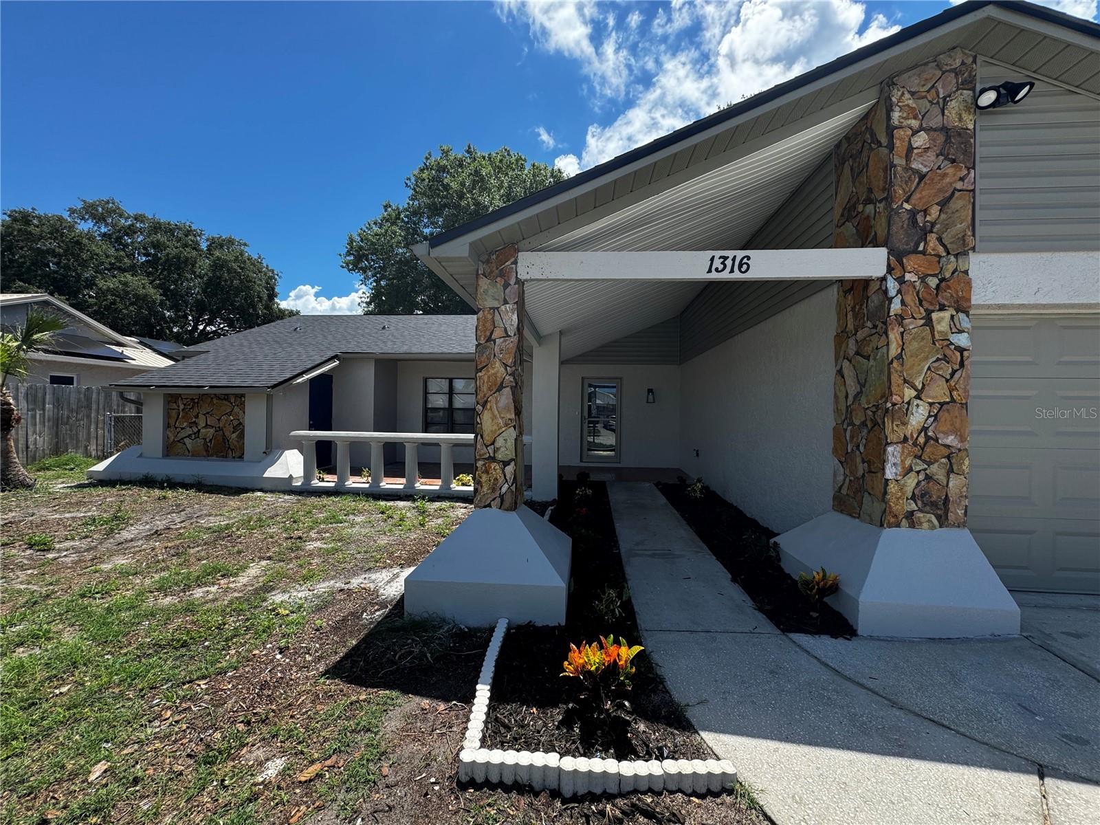 1316 FUCHSIA DR
