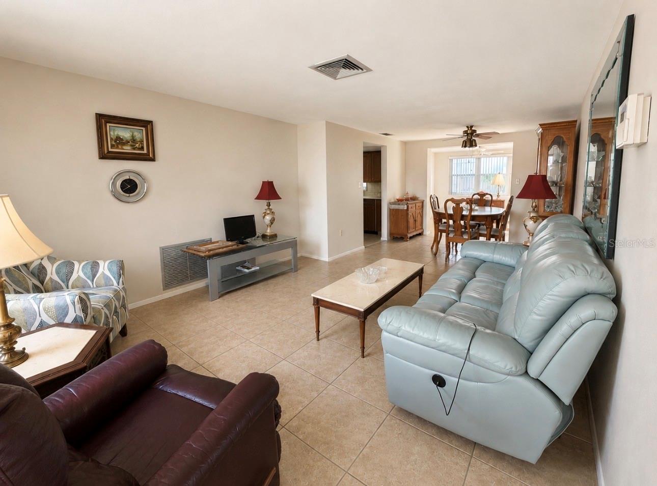 5617 CANOSA DR