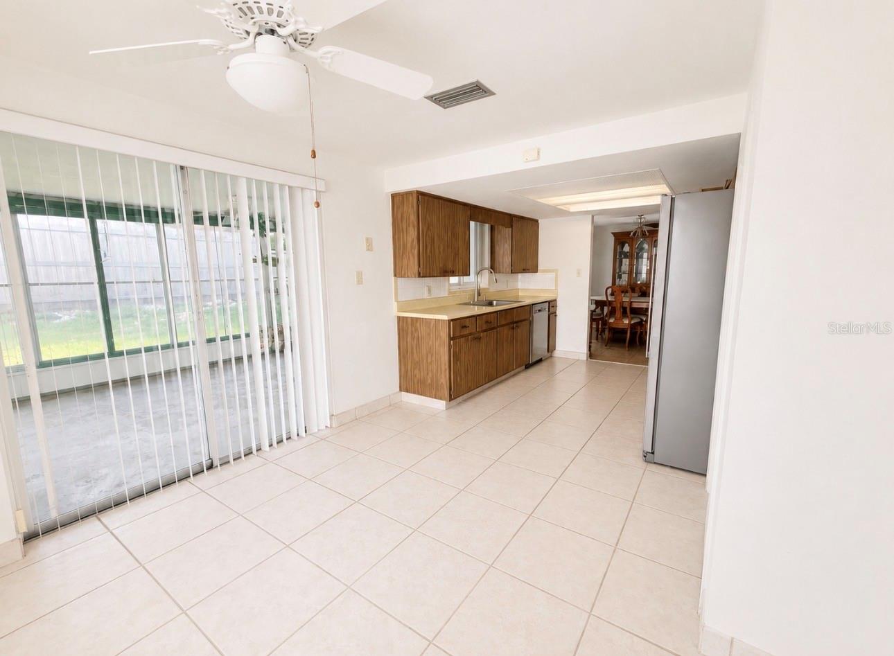 5617 CANOSA DR