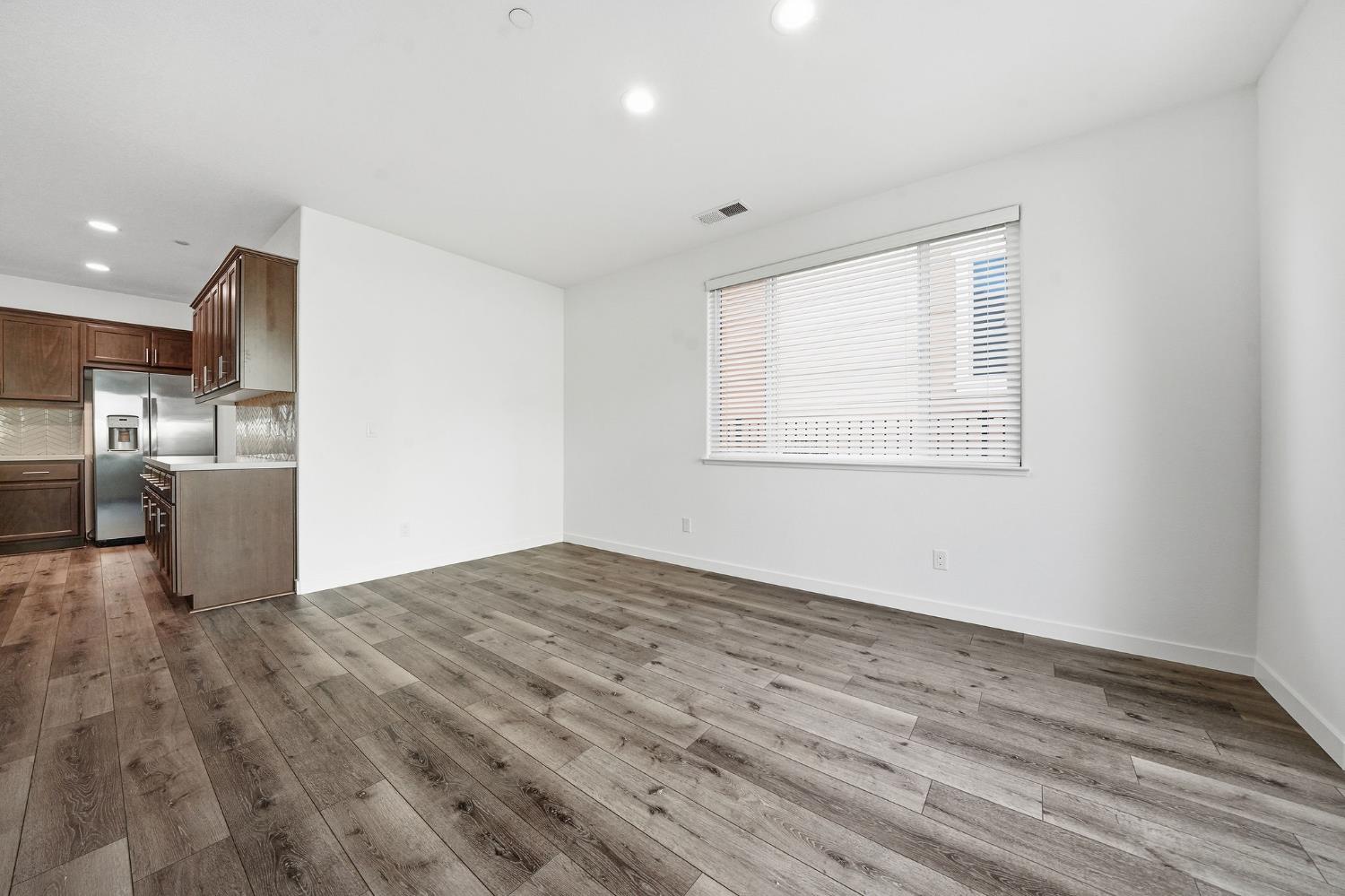 520 Spyglass Cir