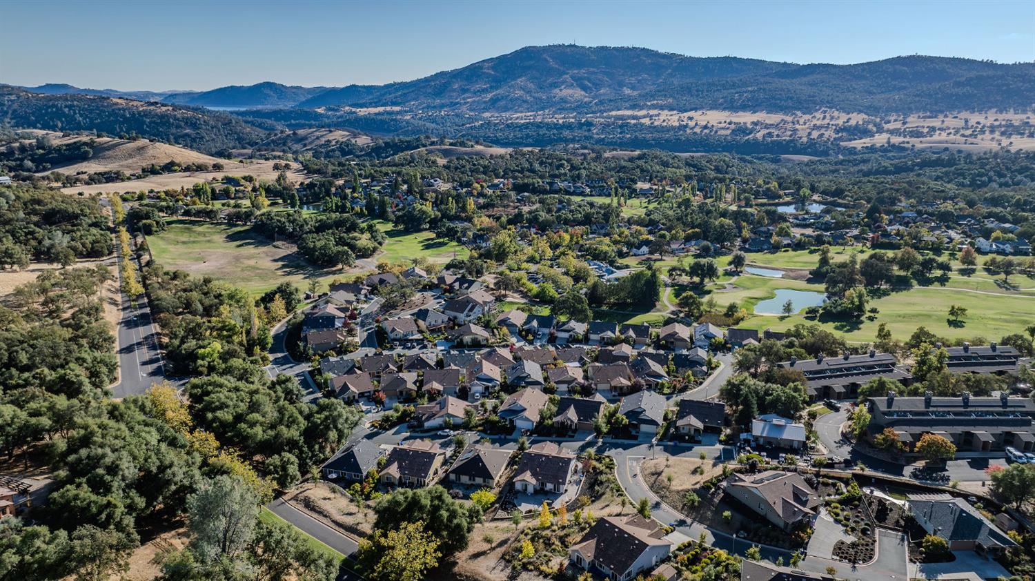 520 Spyglass Cir