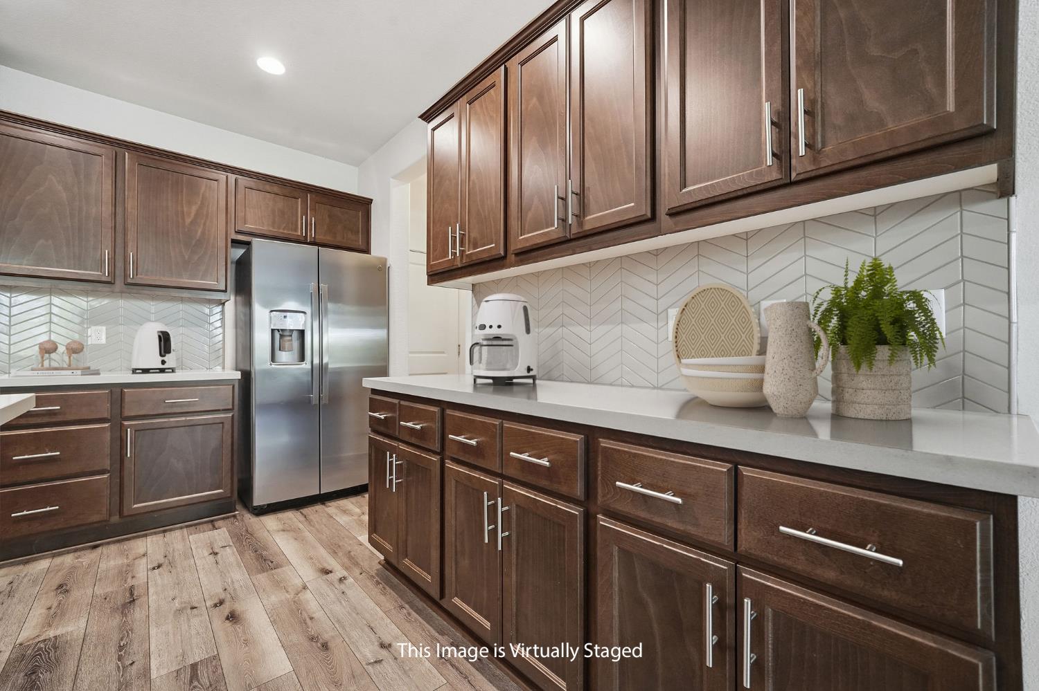 520 Spyglass Cir