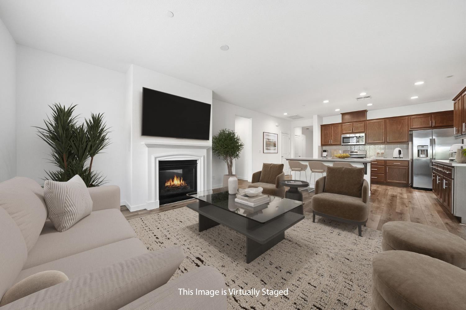520 Spyglass Cir