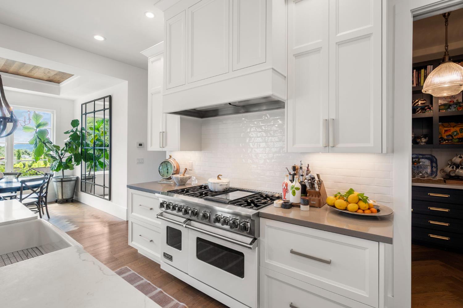 616 Selkirk Ranch