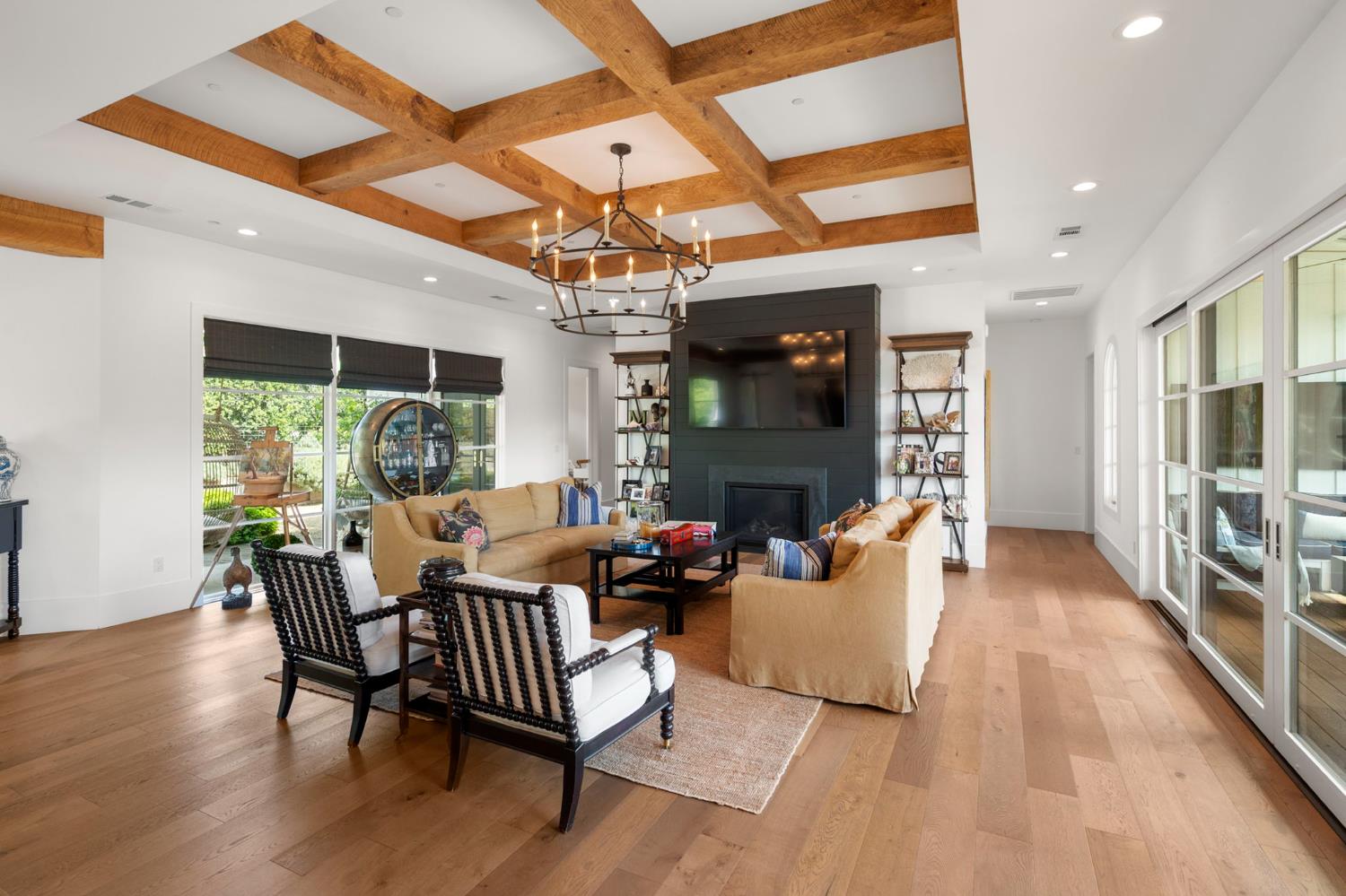 616 Selkirk Ranch