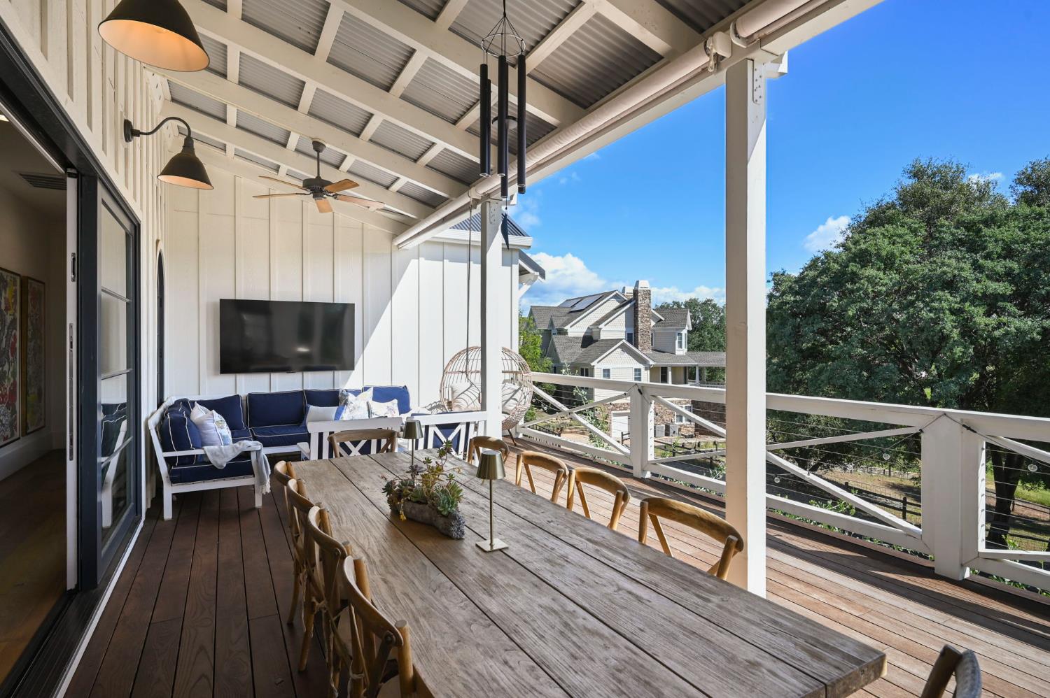 616 Selkirk Ranch