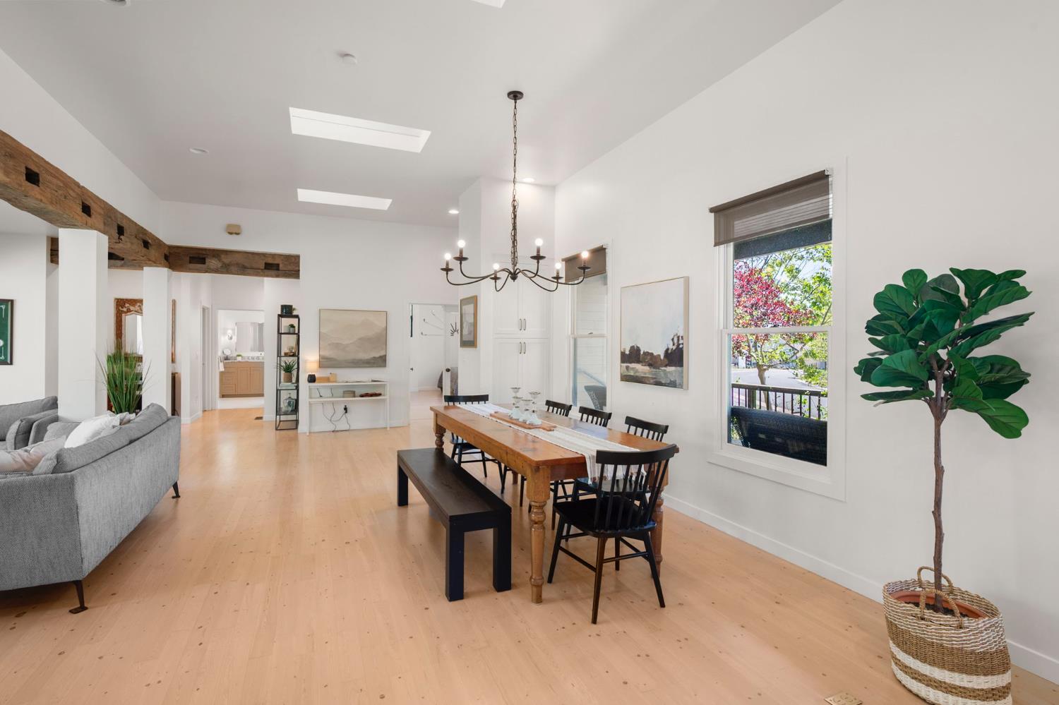 701 Selkirk Ranch