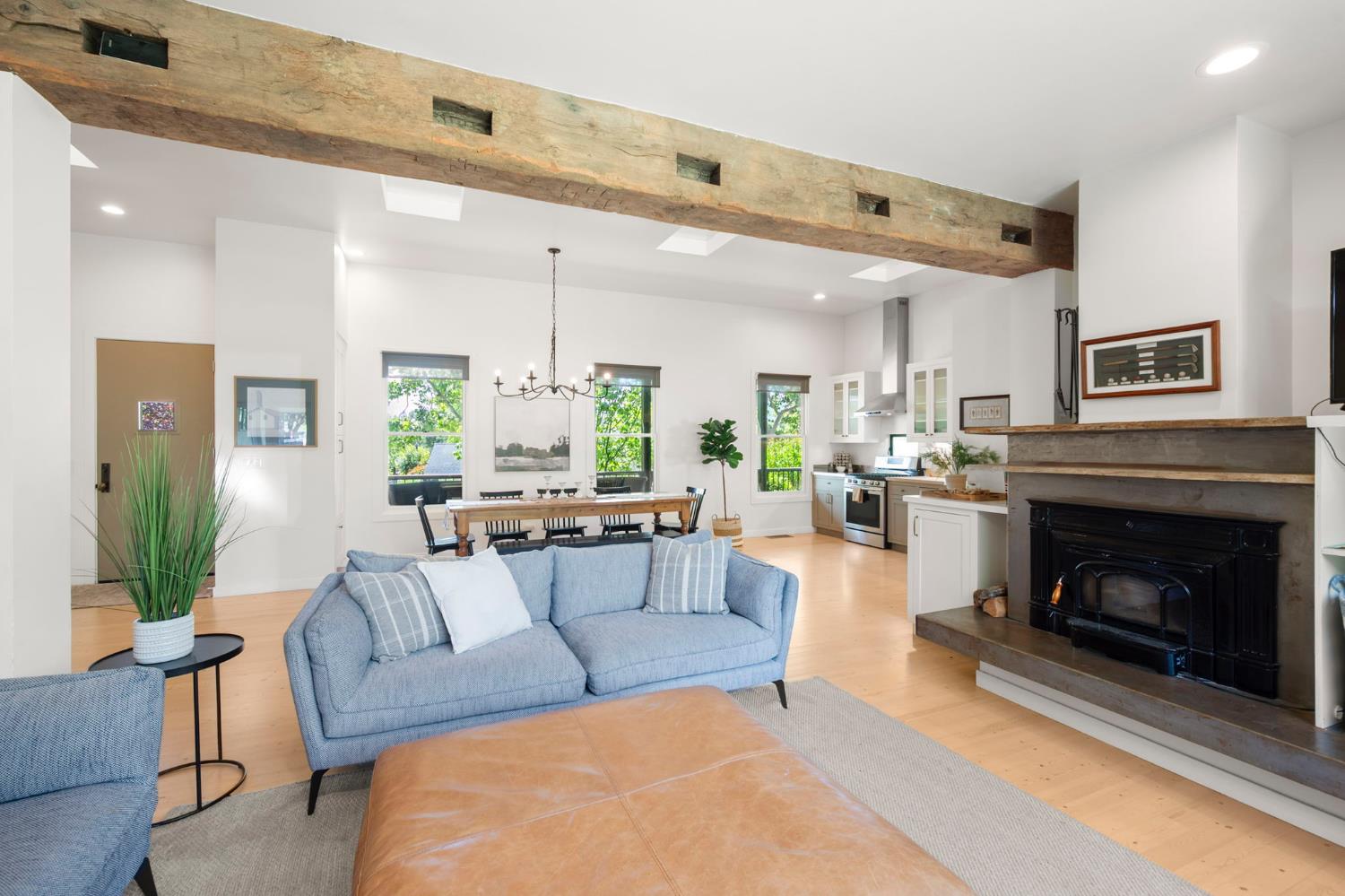 701 Selkirk Ranch