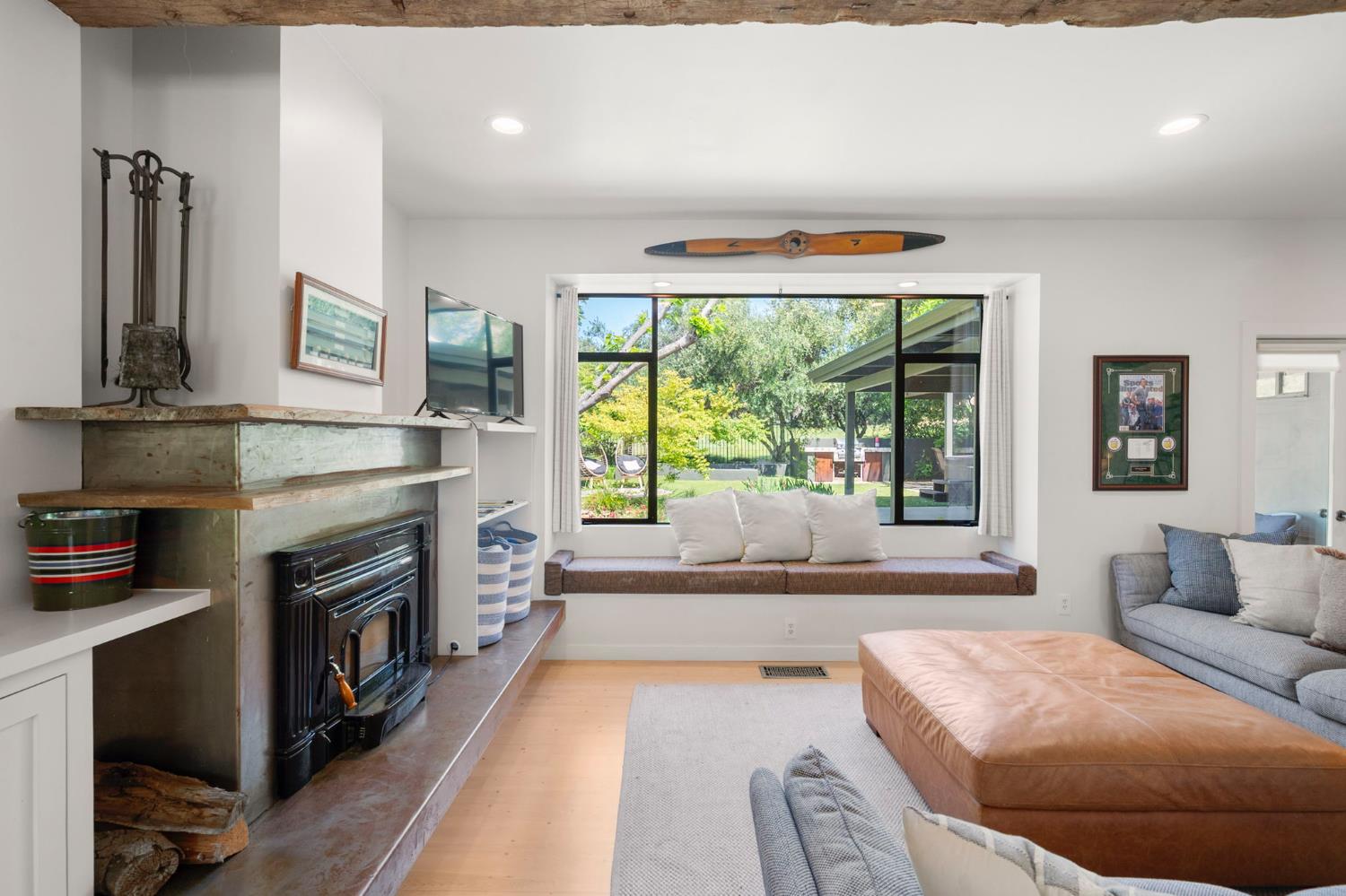 701 Selkirk Ranch