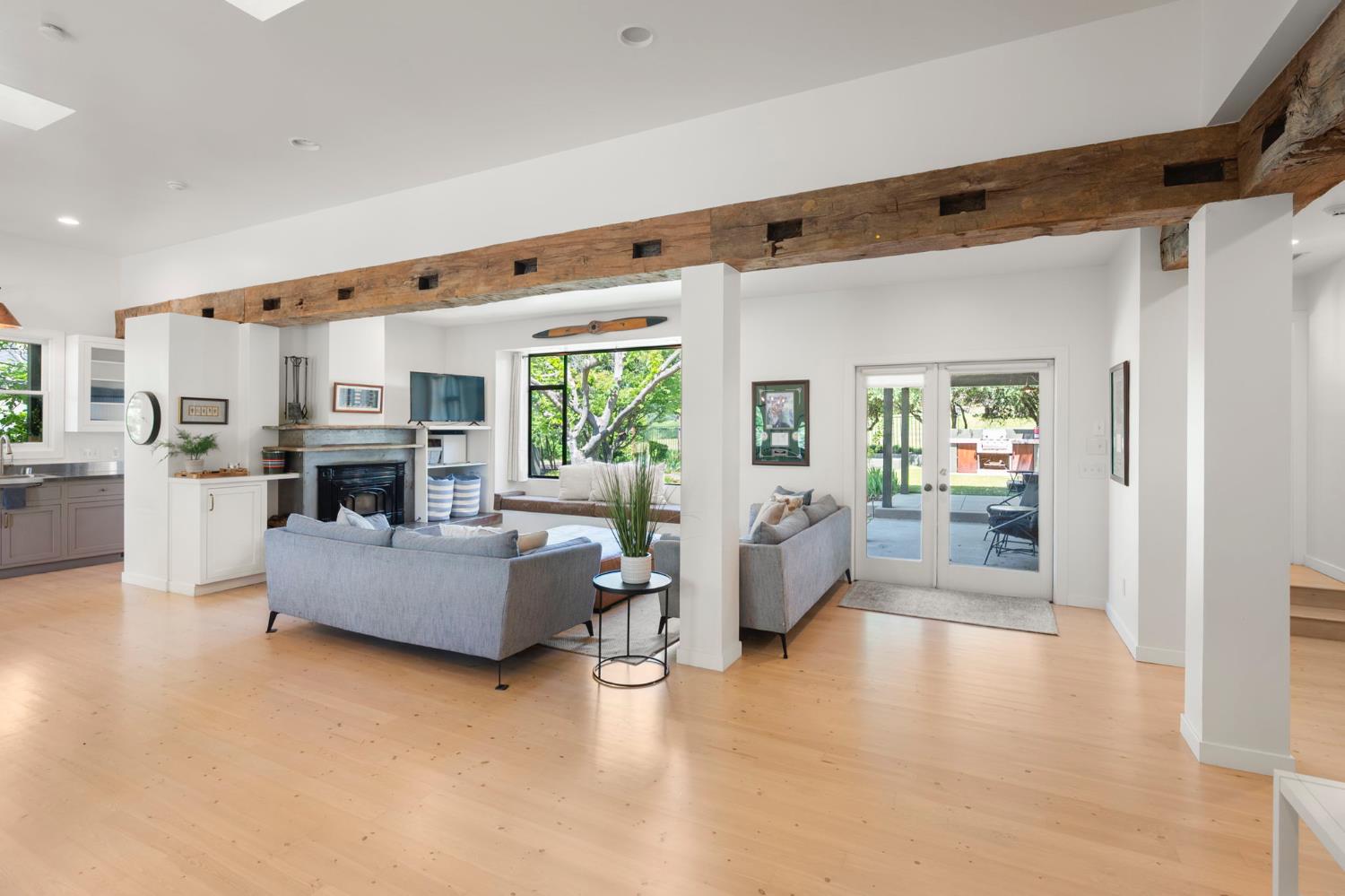 701 Selkirk Ranch