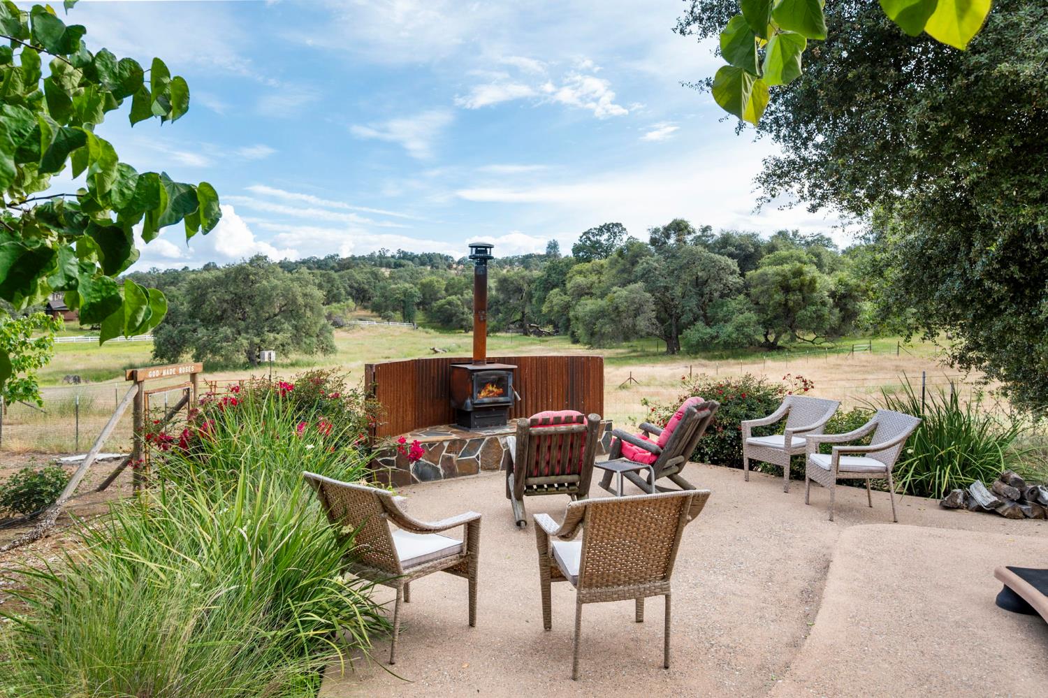 1416 Lakeside Drive