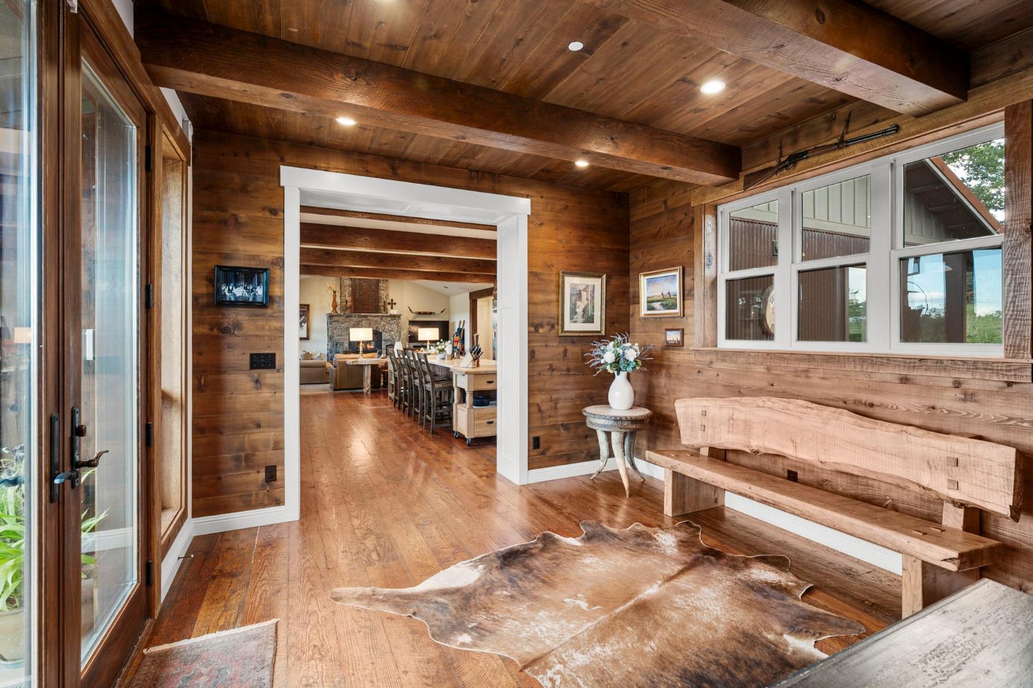 1416 Lakeside Drive