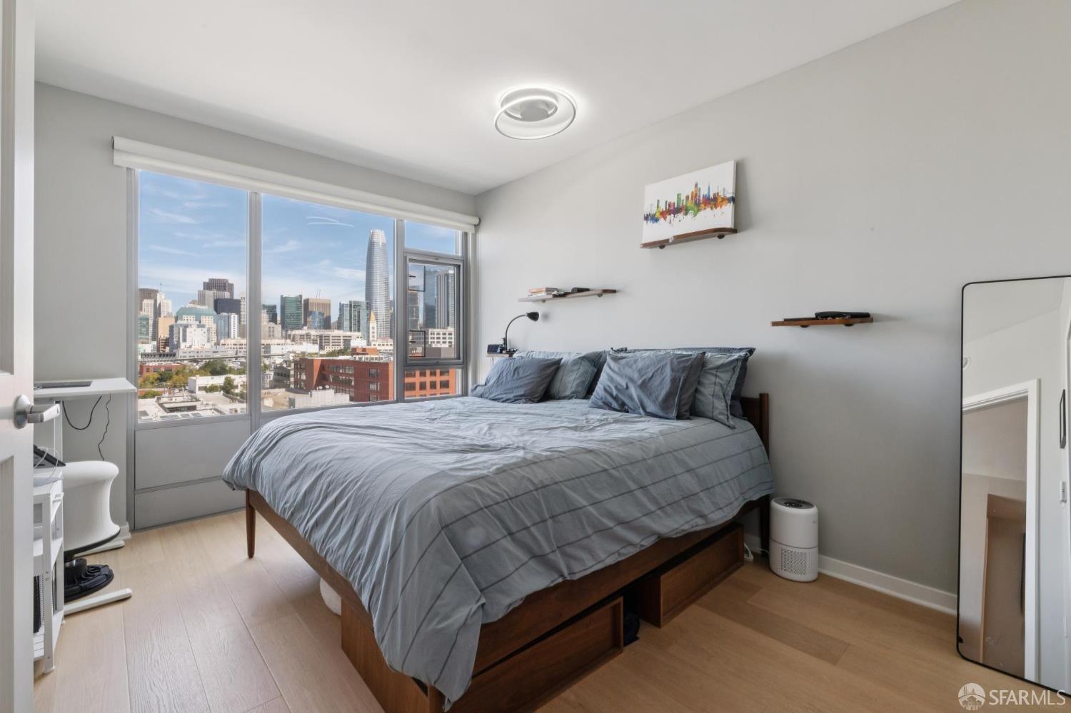 170 King Street # 1127