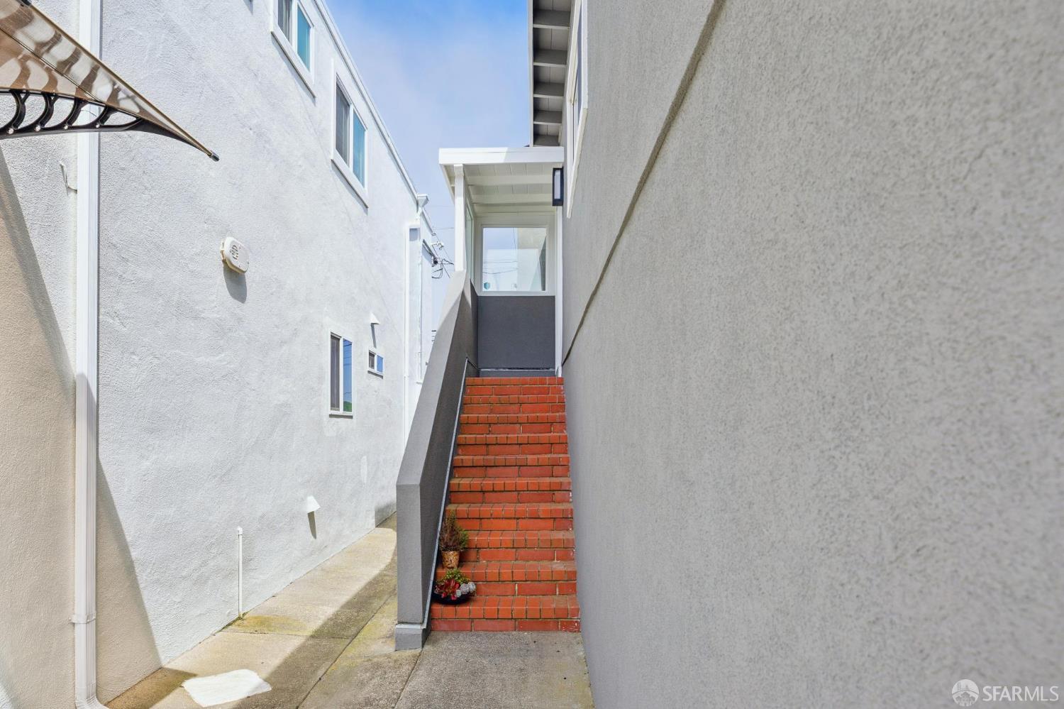 228 Belhaven Avenue