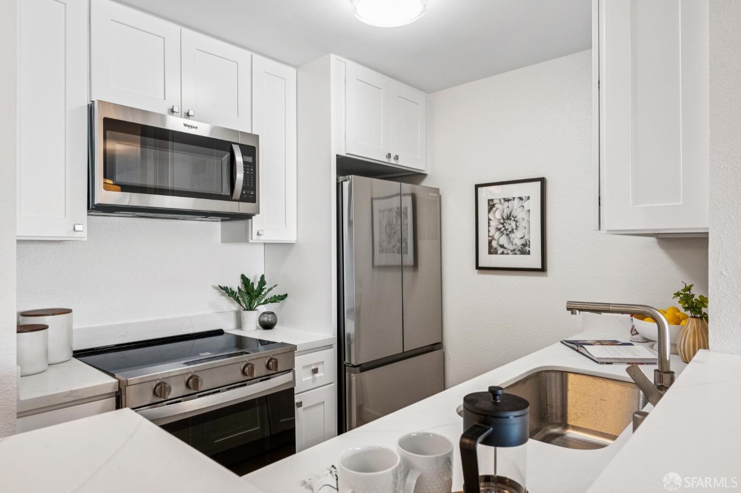 381 Half Moon Lane # 312