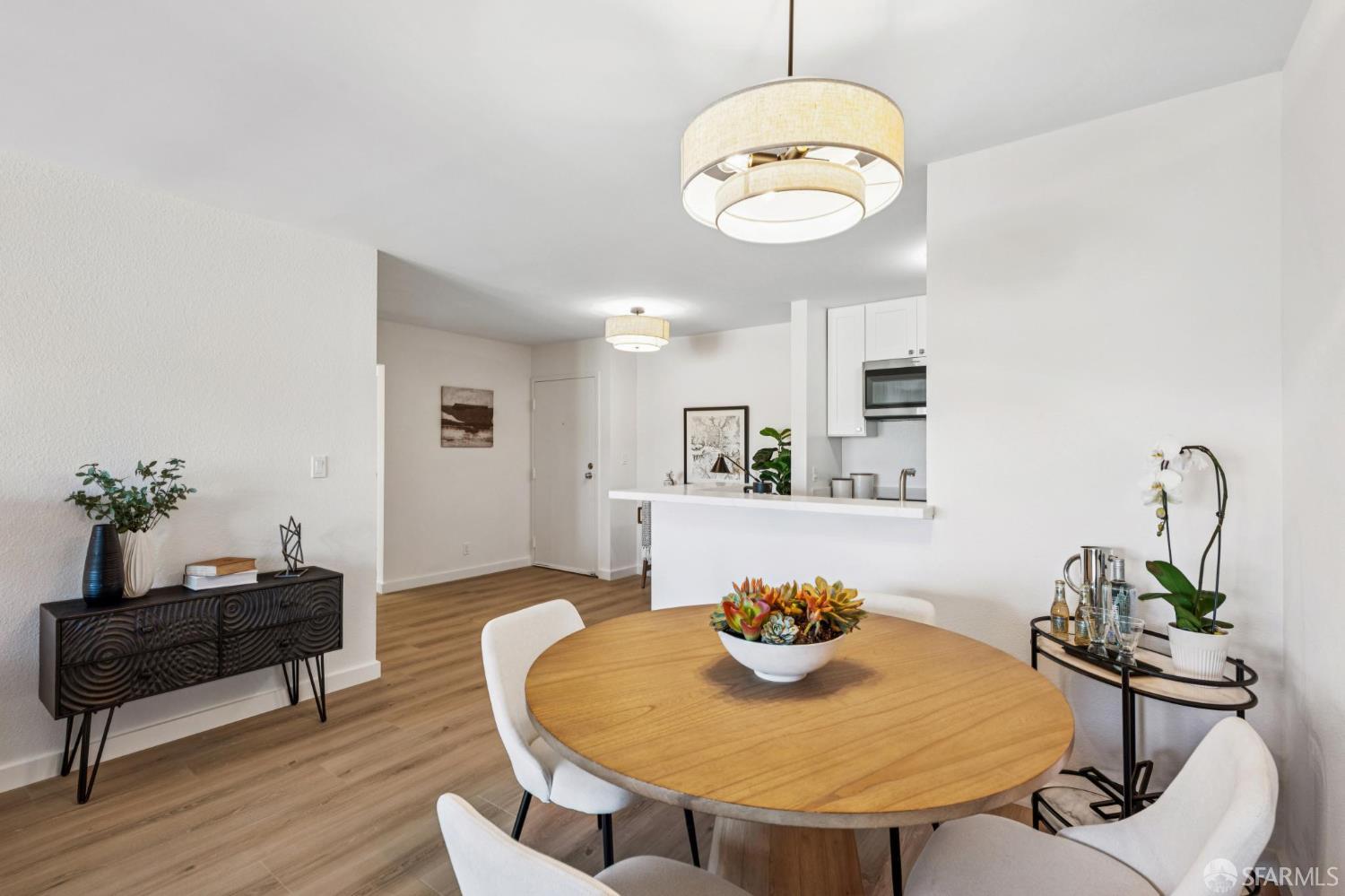 381 Half Moon Lane # 312