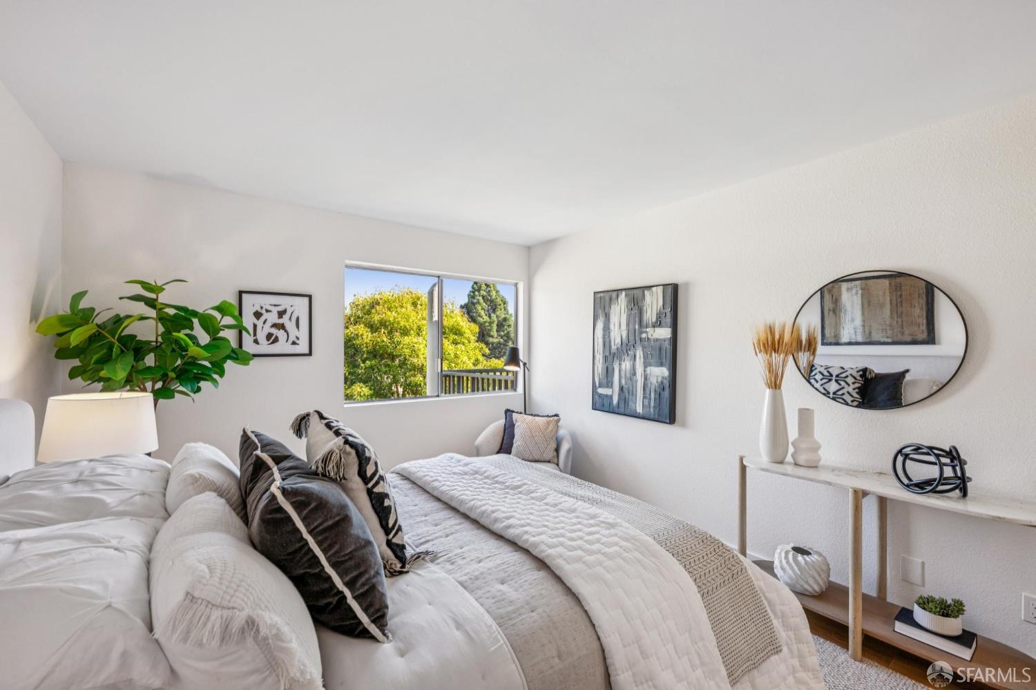 381 Half Moon Lane # 312