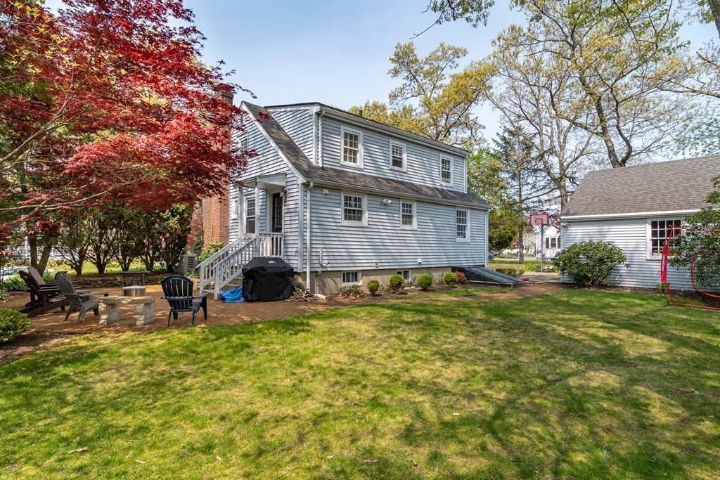 62 Fisher St