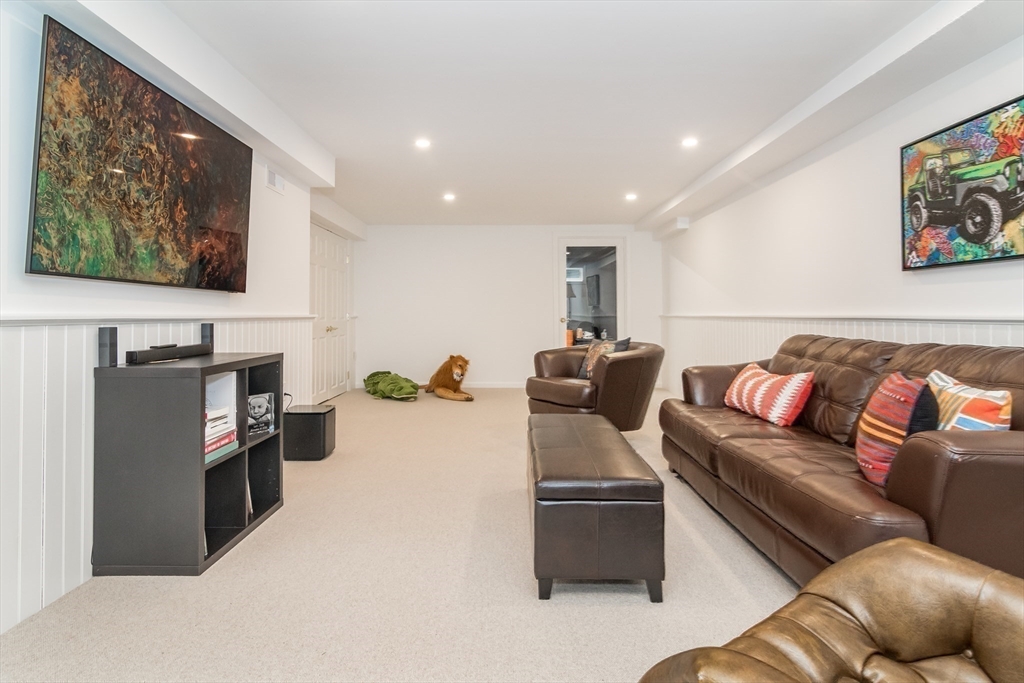 92 Sagamore Rd