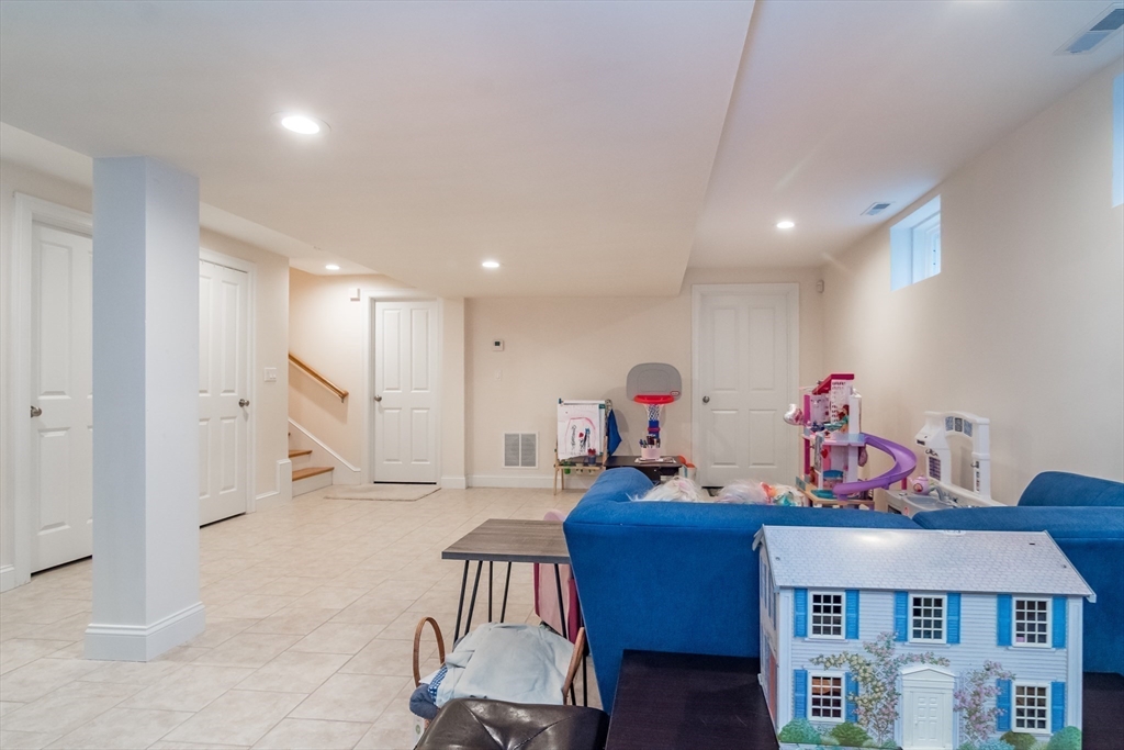 243 Crafts Street # 243